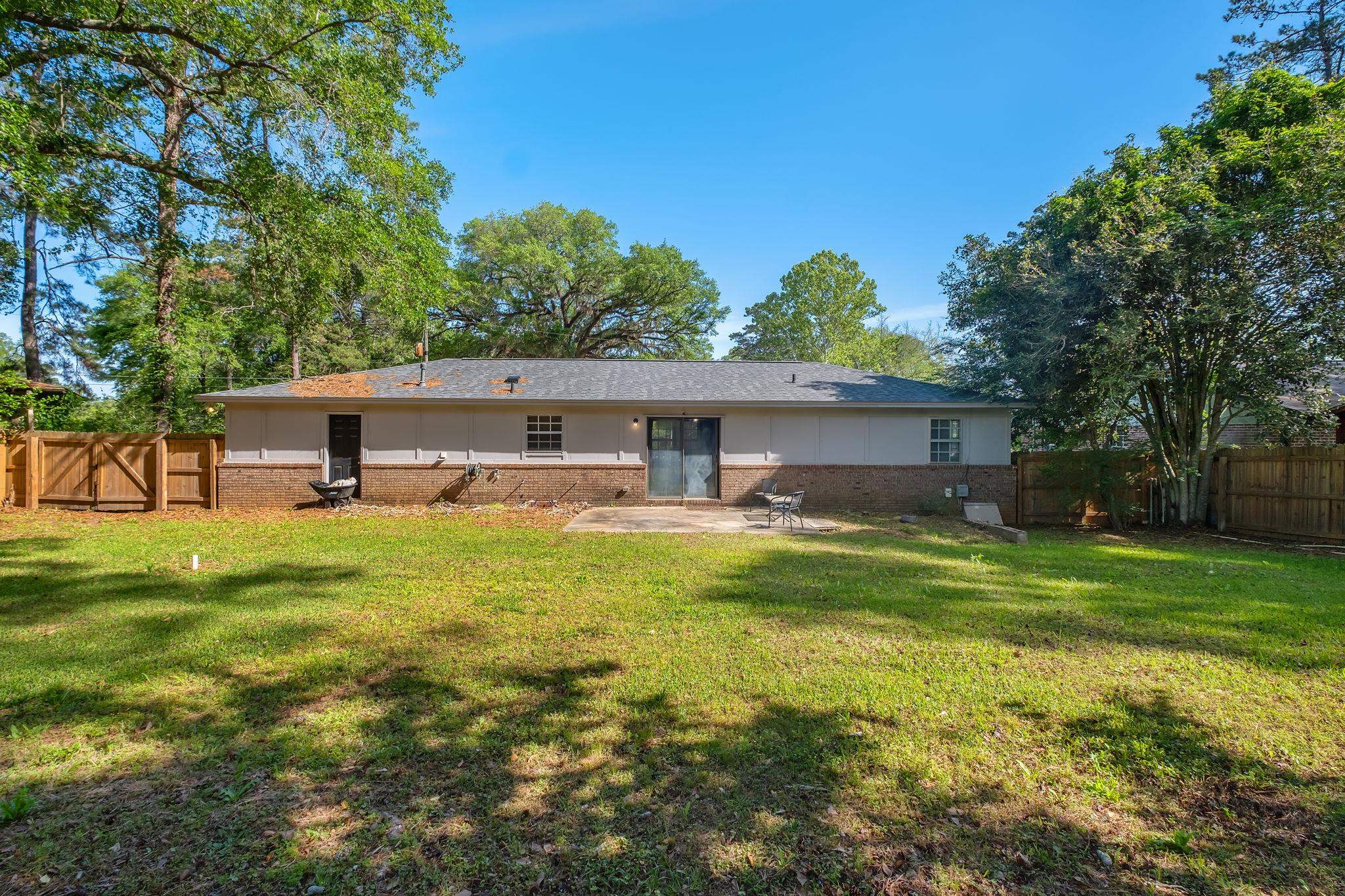 1815 Salmon Drive