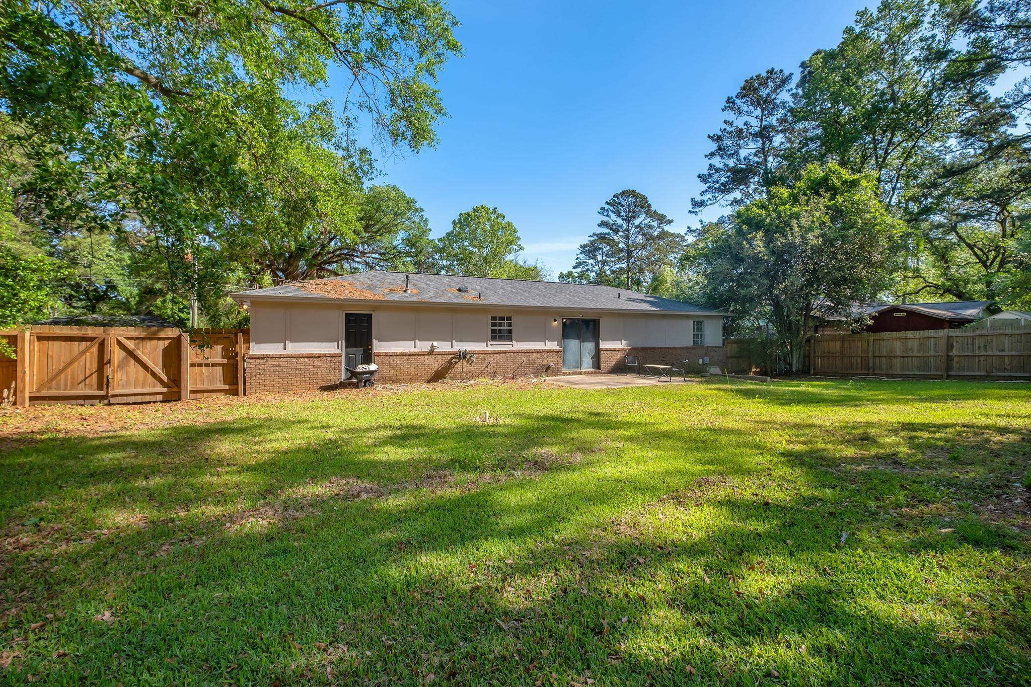 1815 Salmon Drive