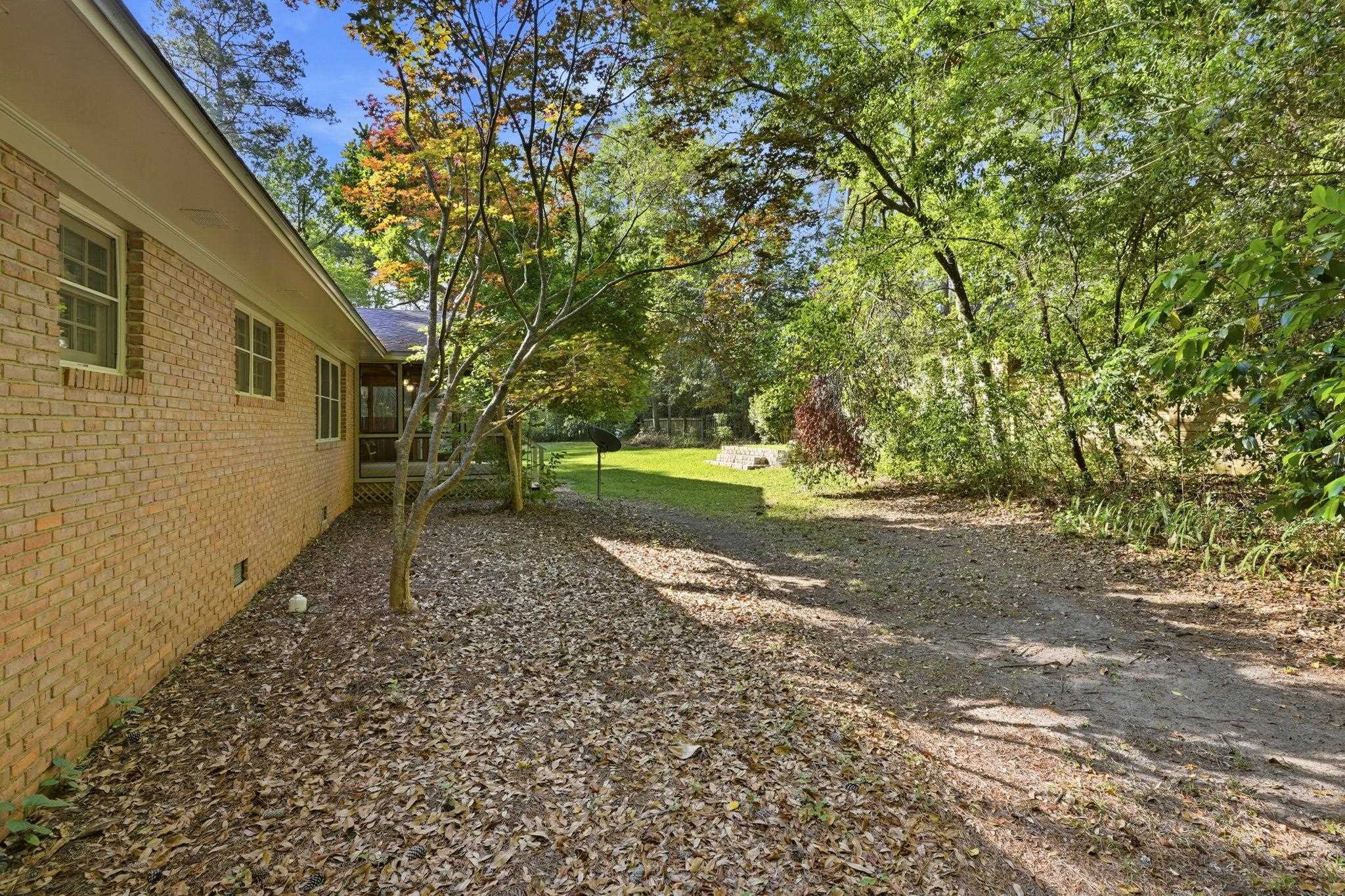 2406 Troland Road