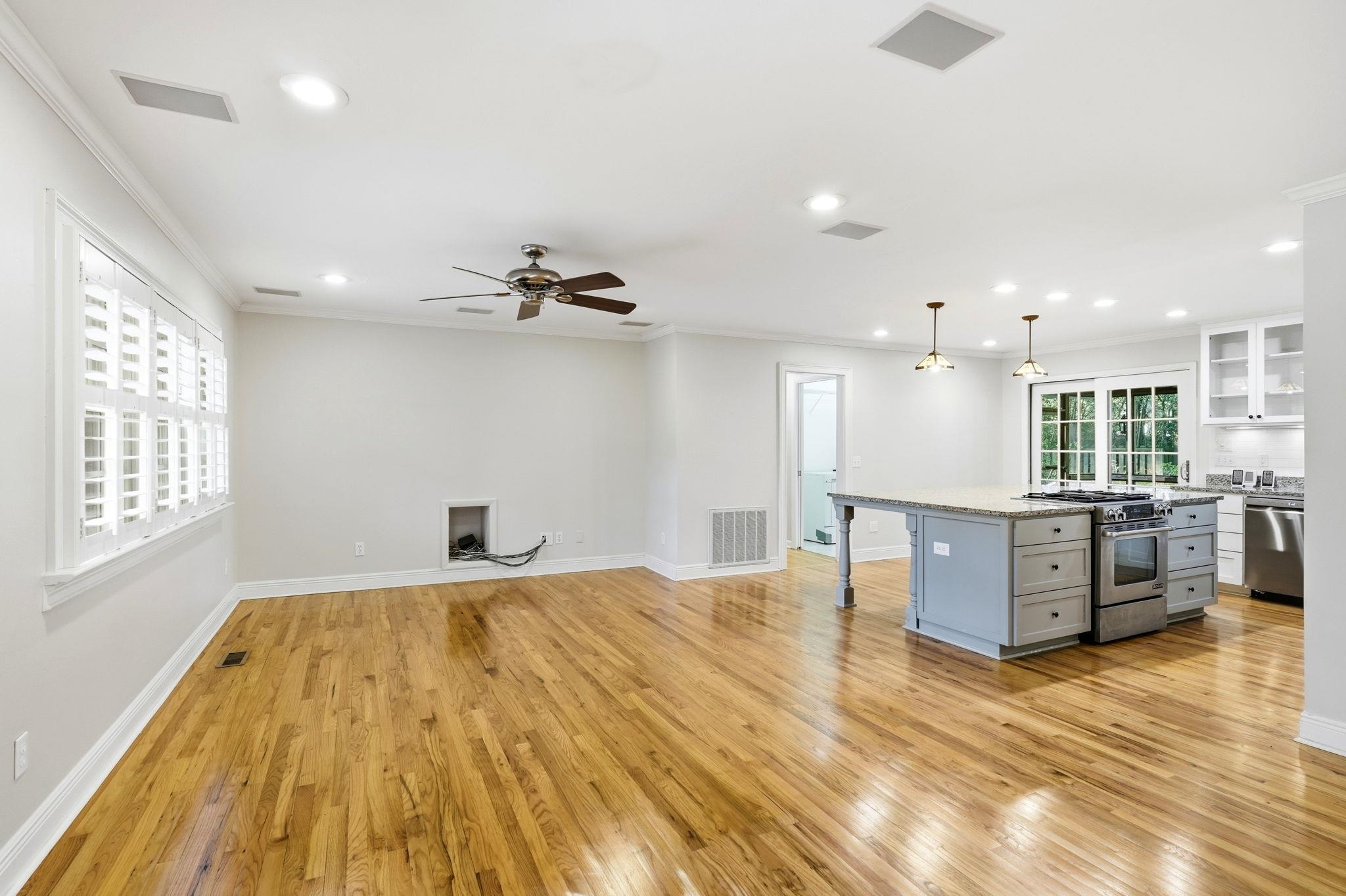 2406 Troland Road