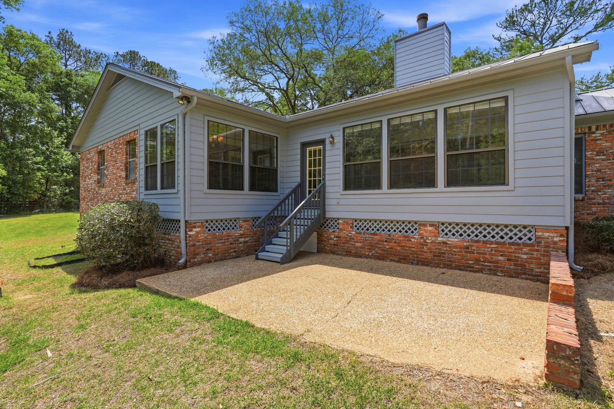 7161 OX BOW Circle