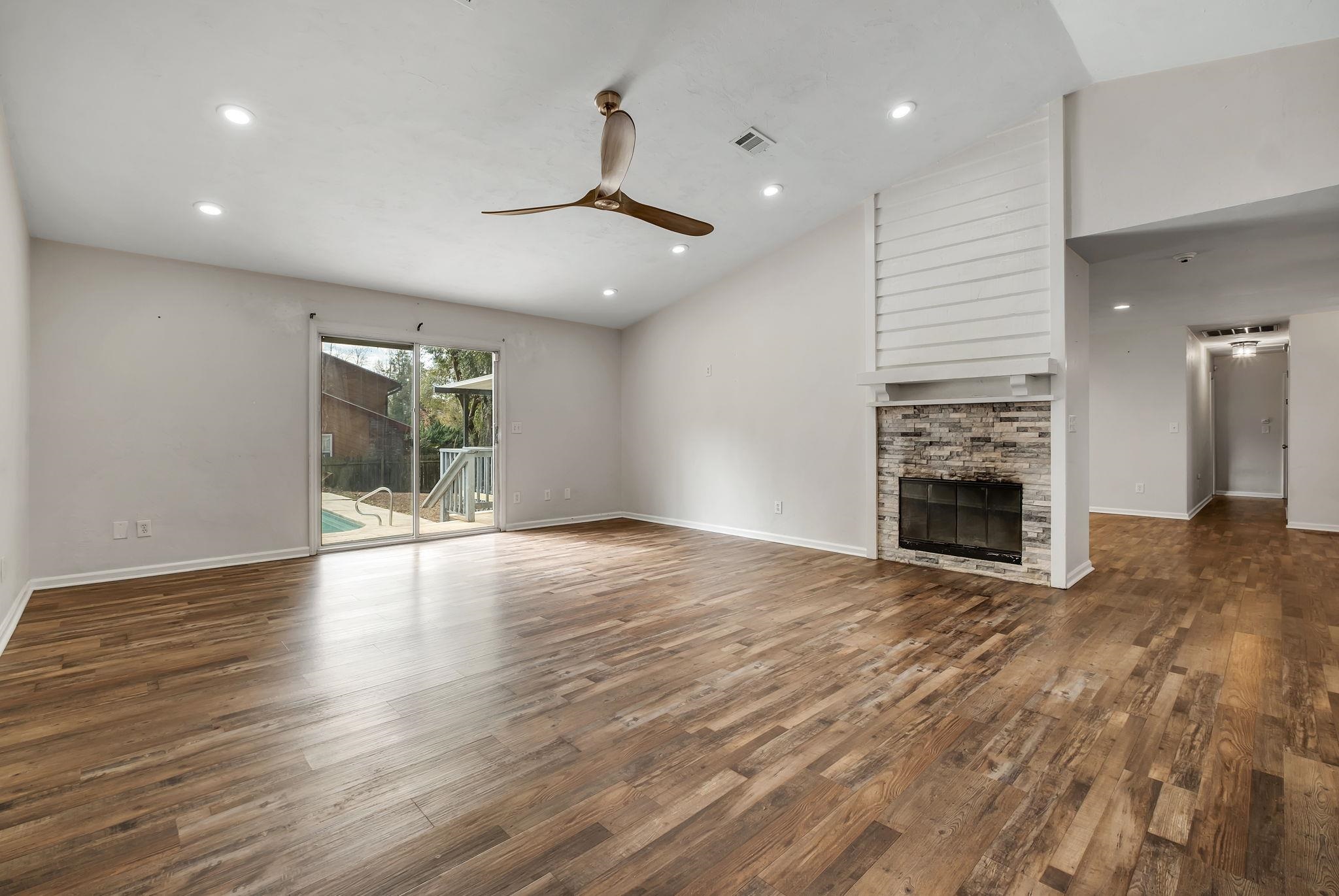 3141 N Shannon Lakes Drive