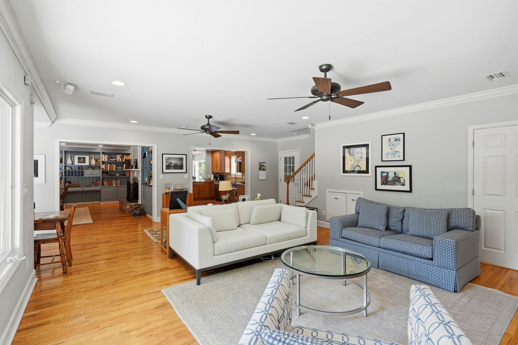 1110 LOTHIAN Drive