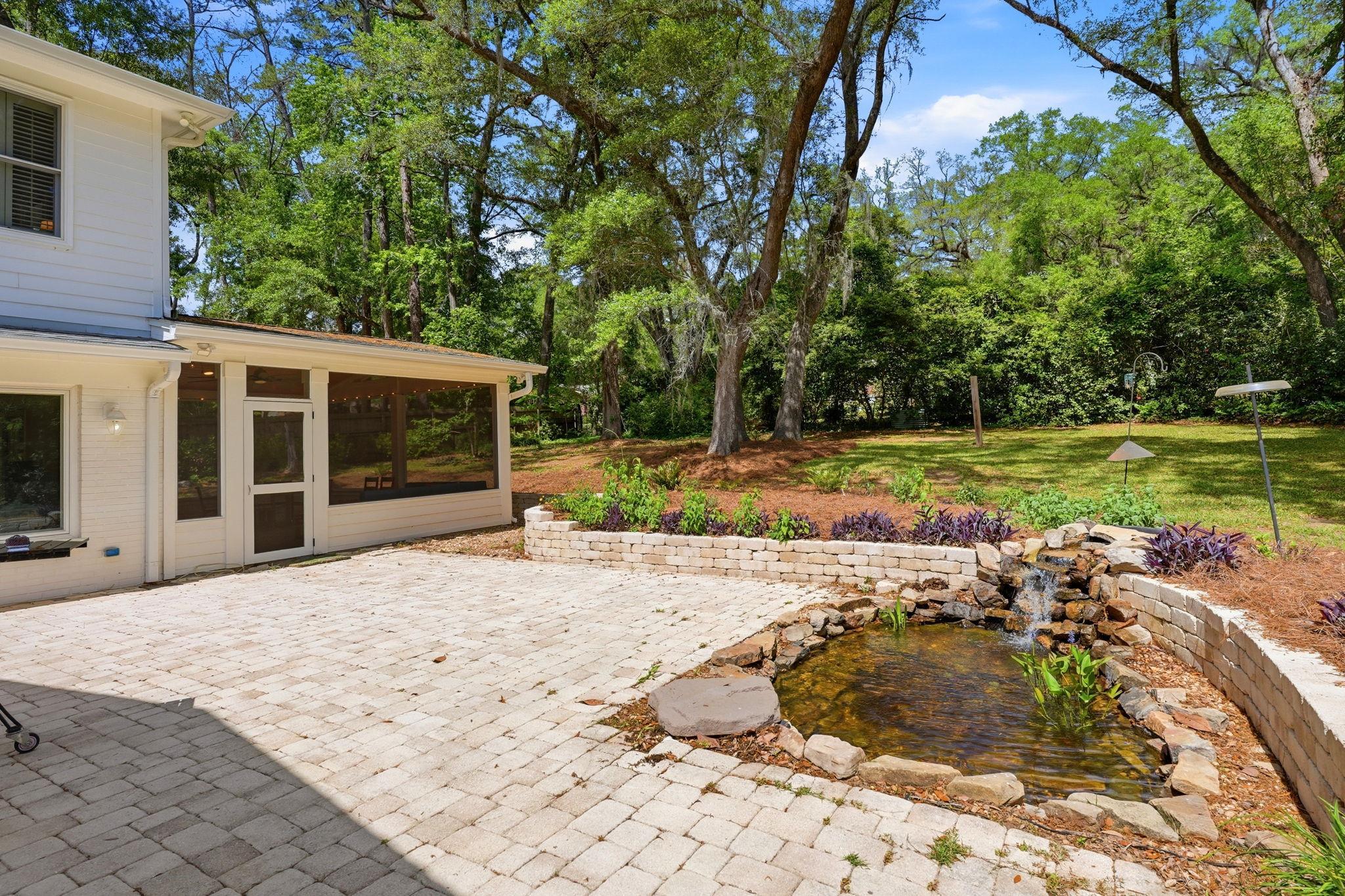 1110 LOTHIAN Drive
