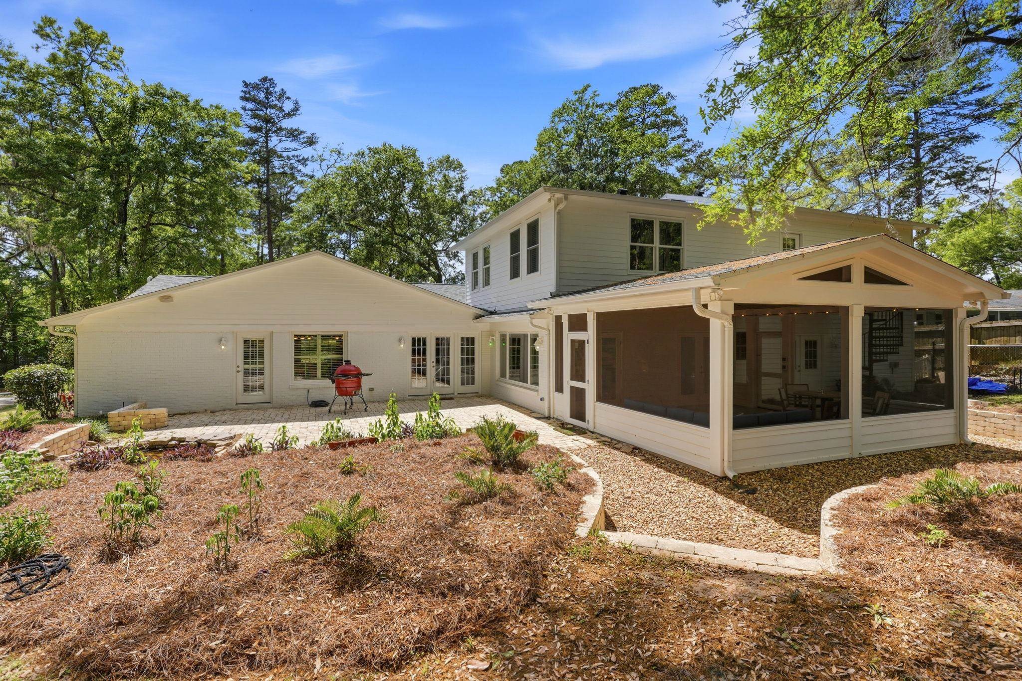 1110 LOTHIAN Drive