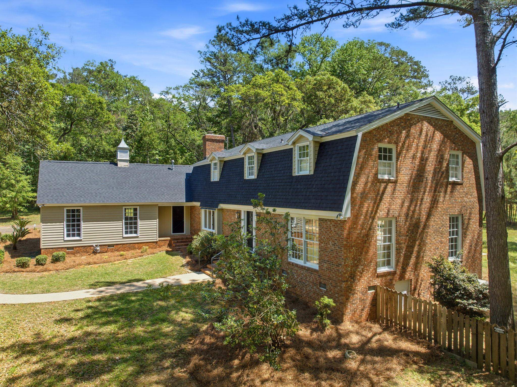 3415 WOODLEY Road