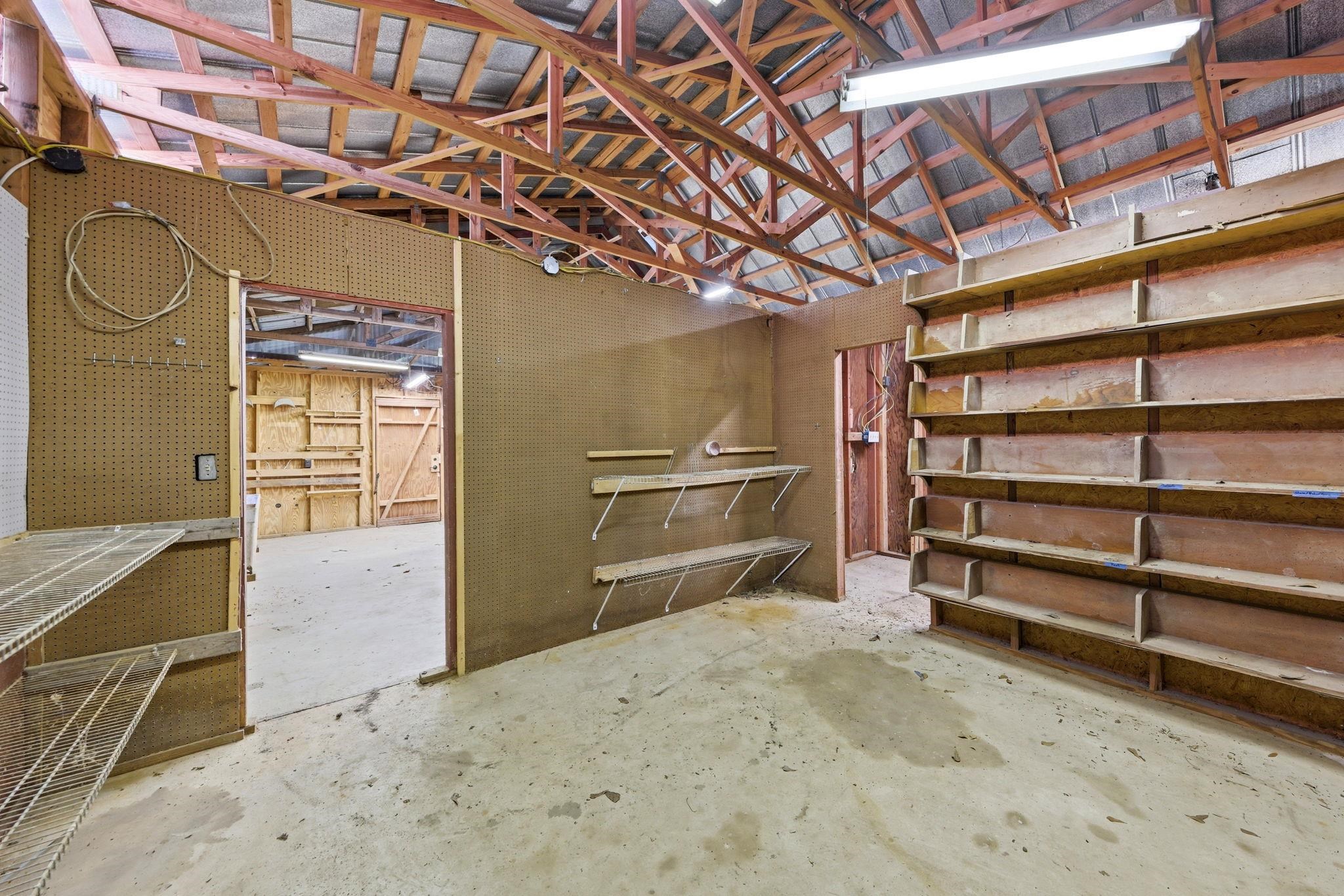 3415 WOODLEY Road