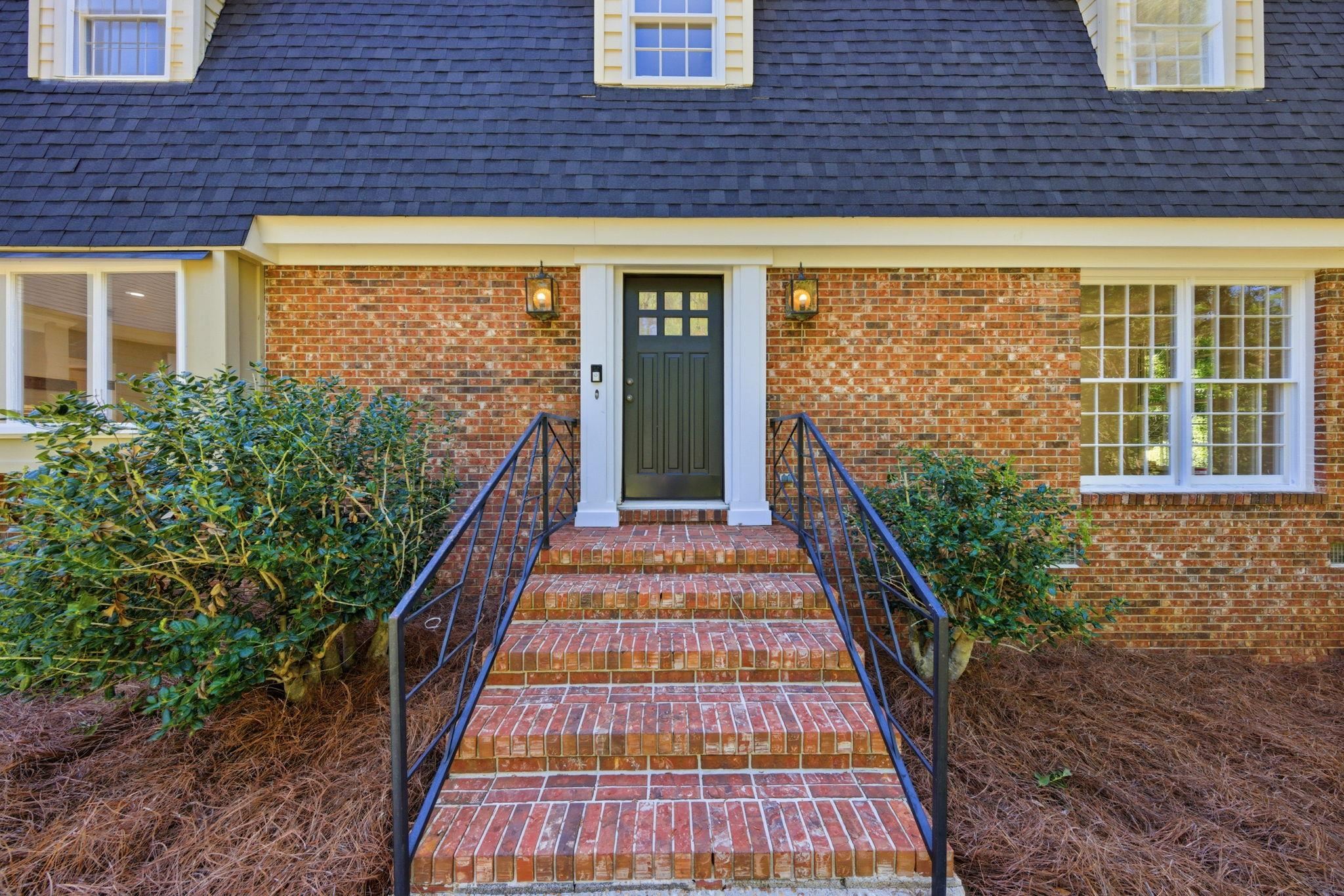 3415 WOODLEY Road