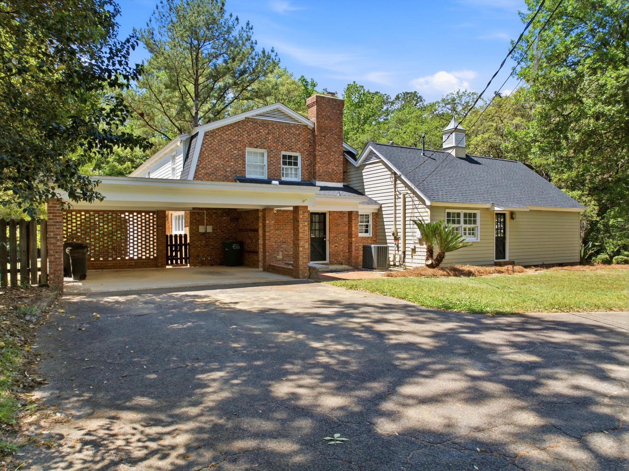 3415 WOODLEY Road