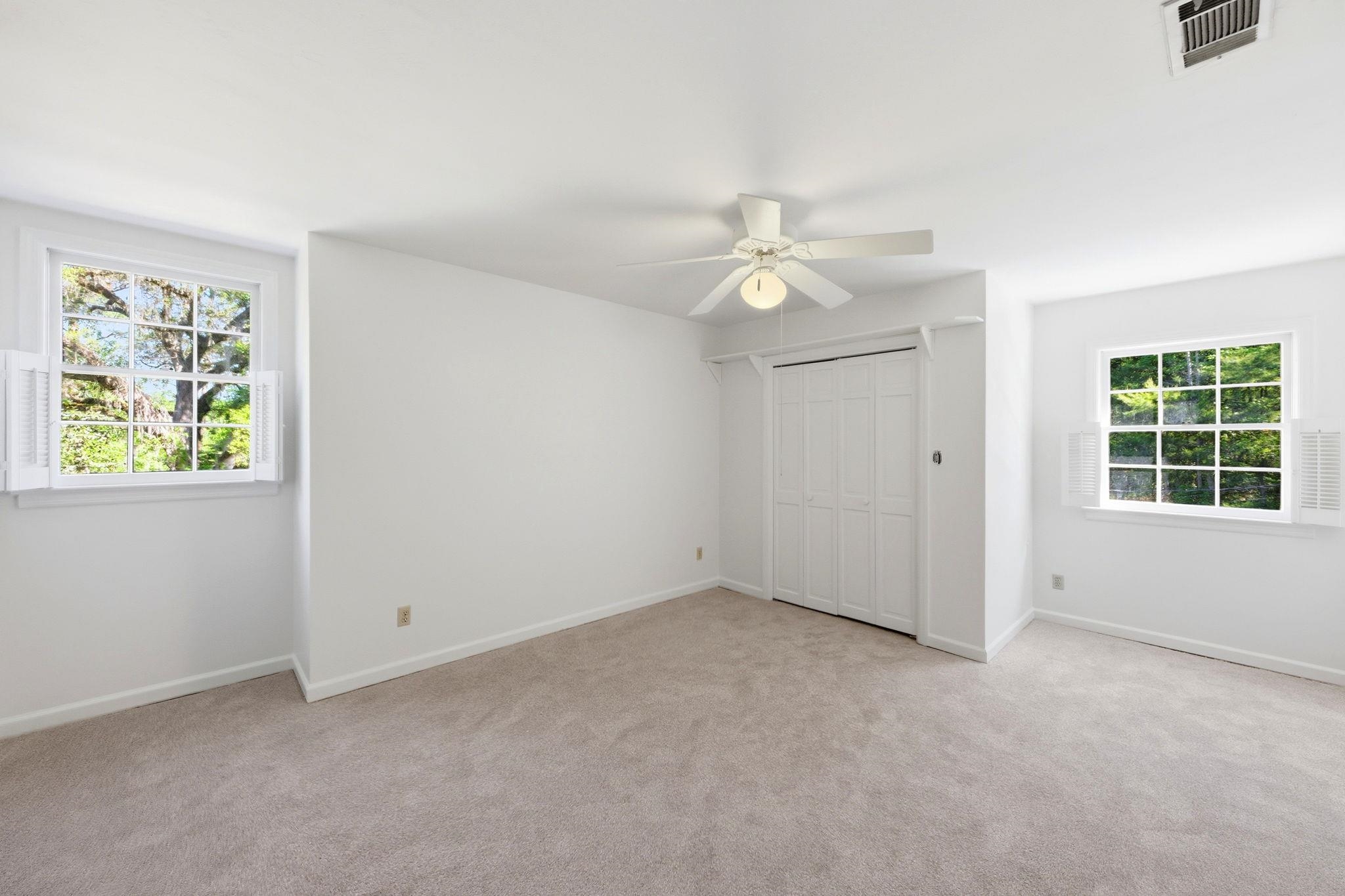 3415 WOODLEY Road
