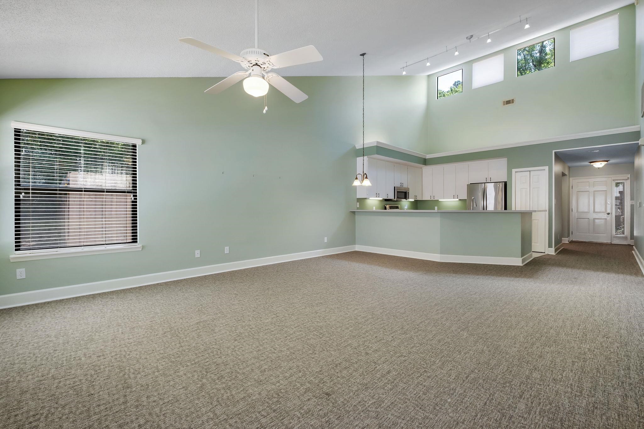 172 NE Villas Court