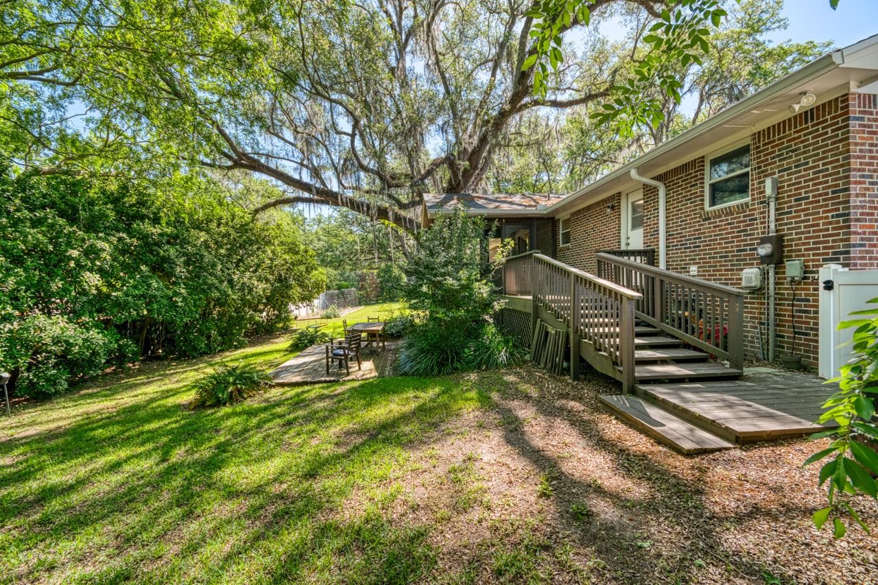 2399 CLARA KEE Boulevard