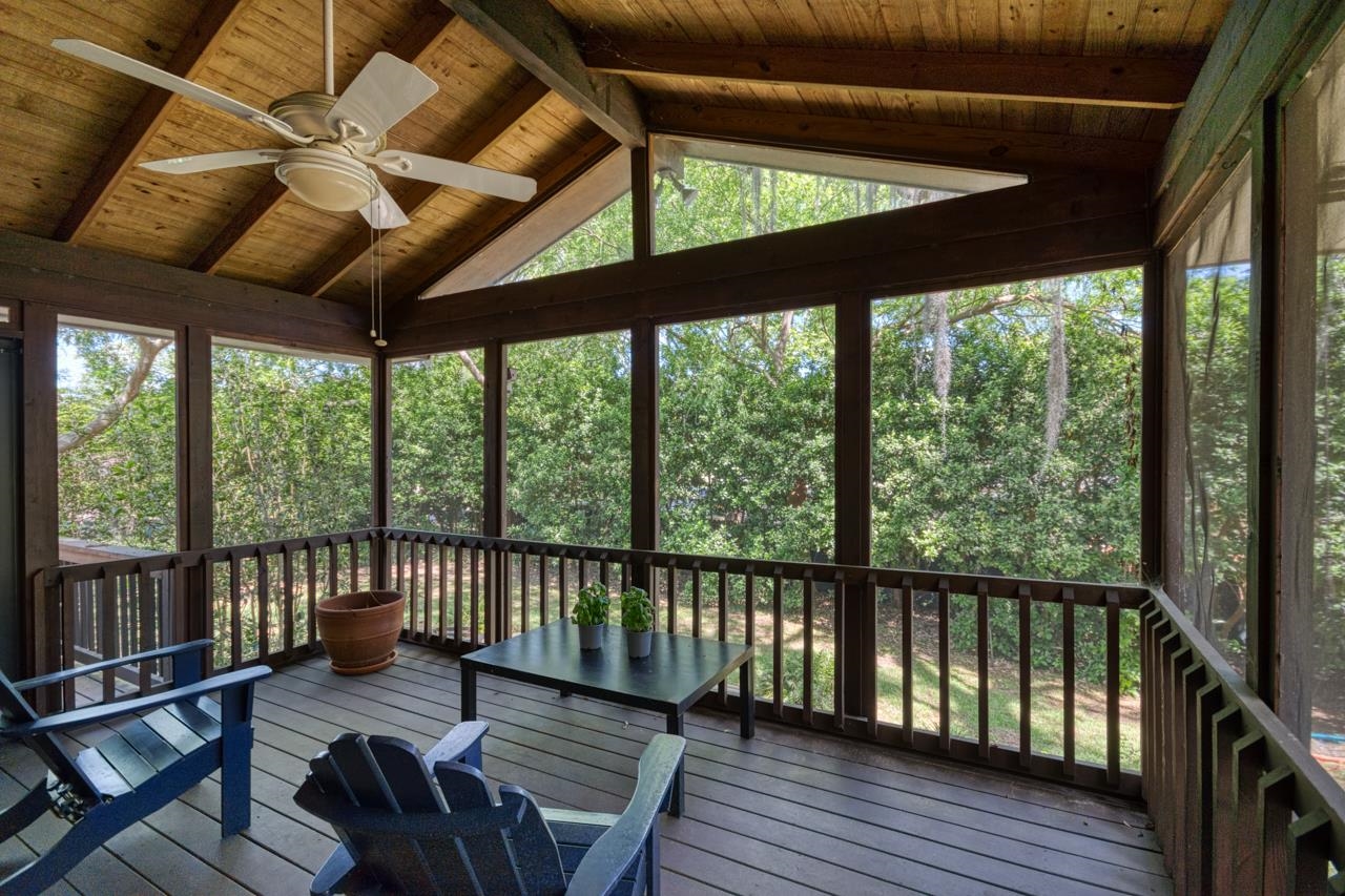 2399 CLARA KEE Boulevard