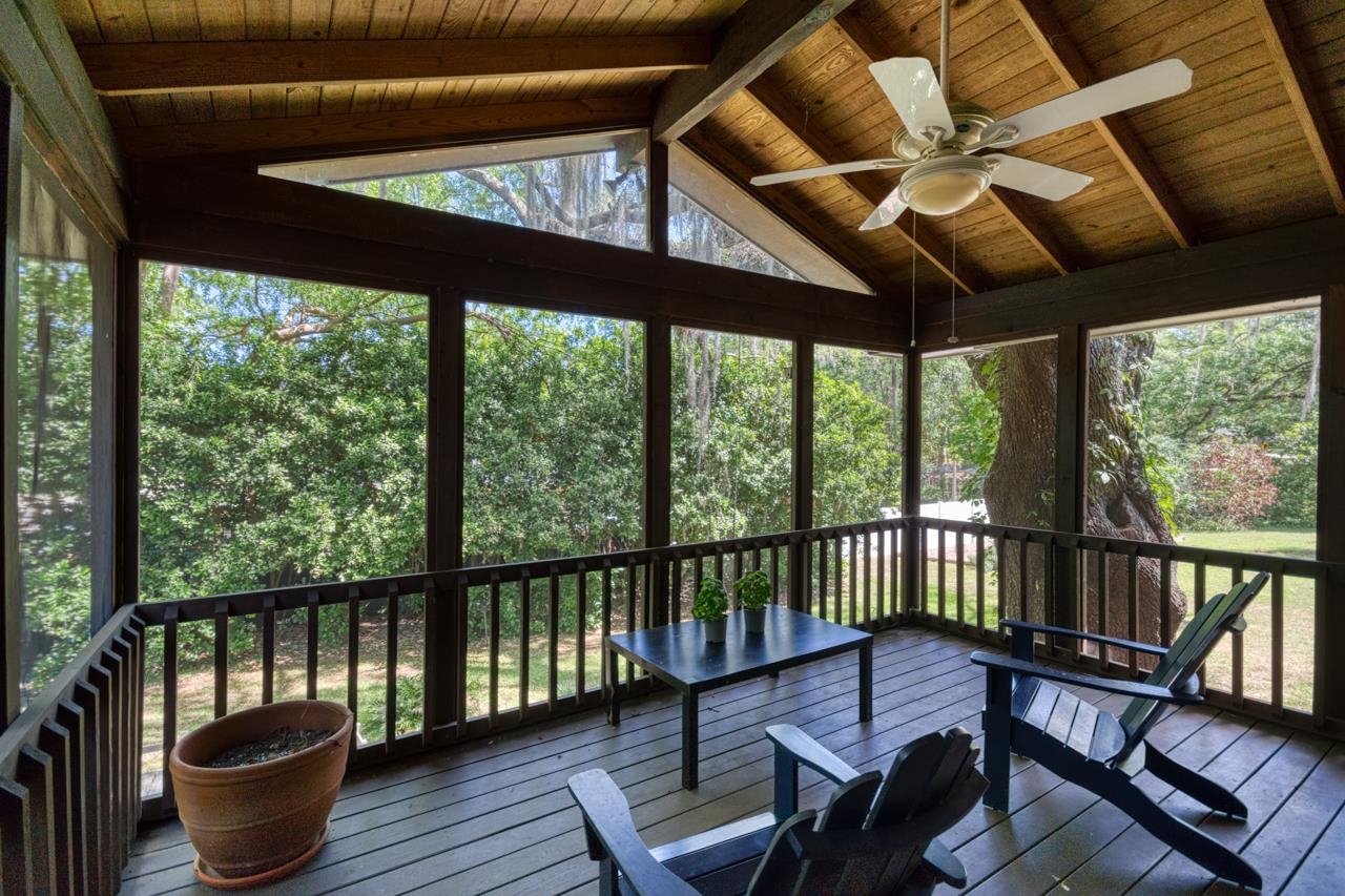 2399 CLARA KEE Boulevard