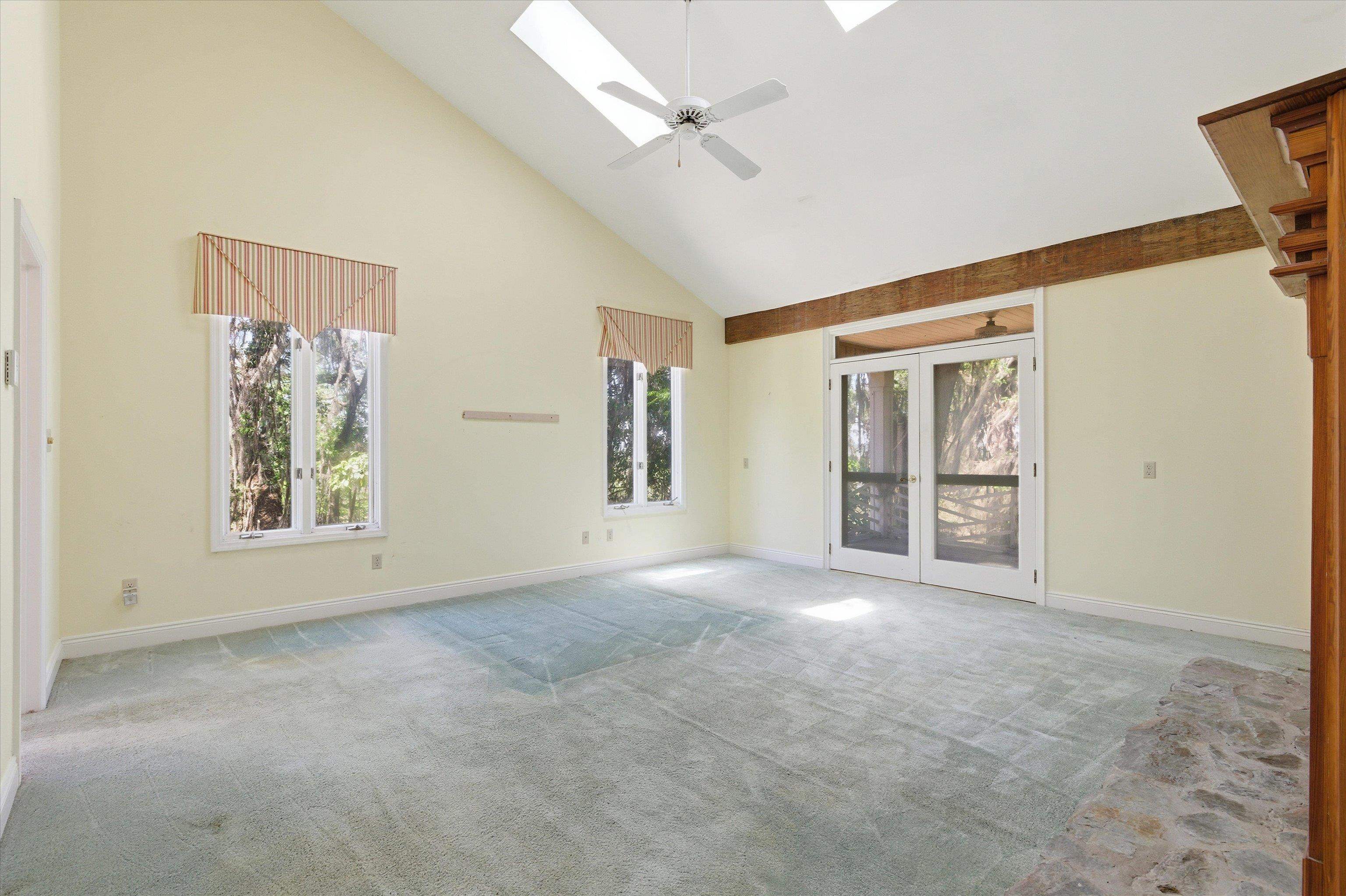 10945 Luna Point Road