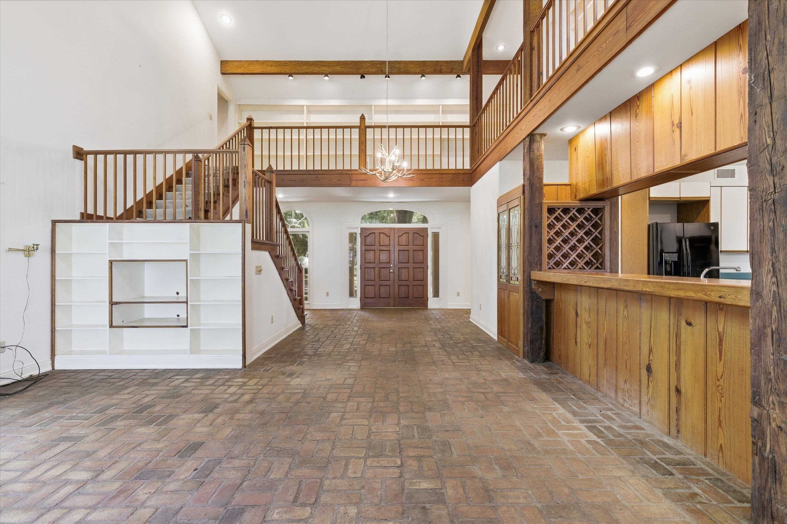 10945 Luna Point Road