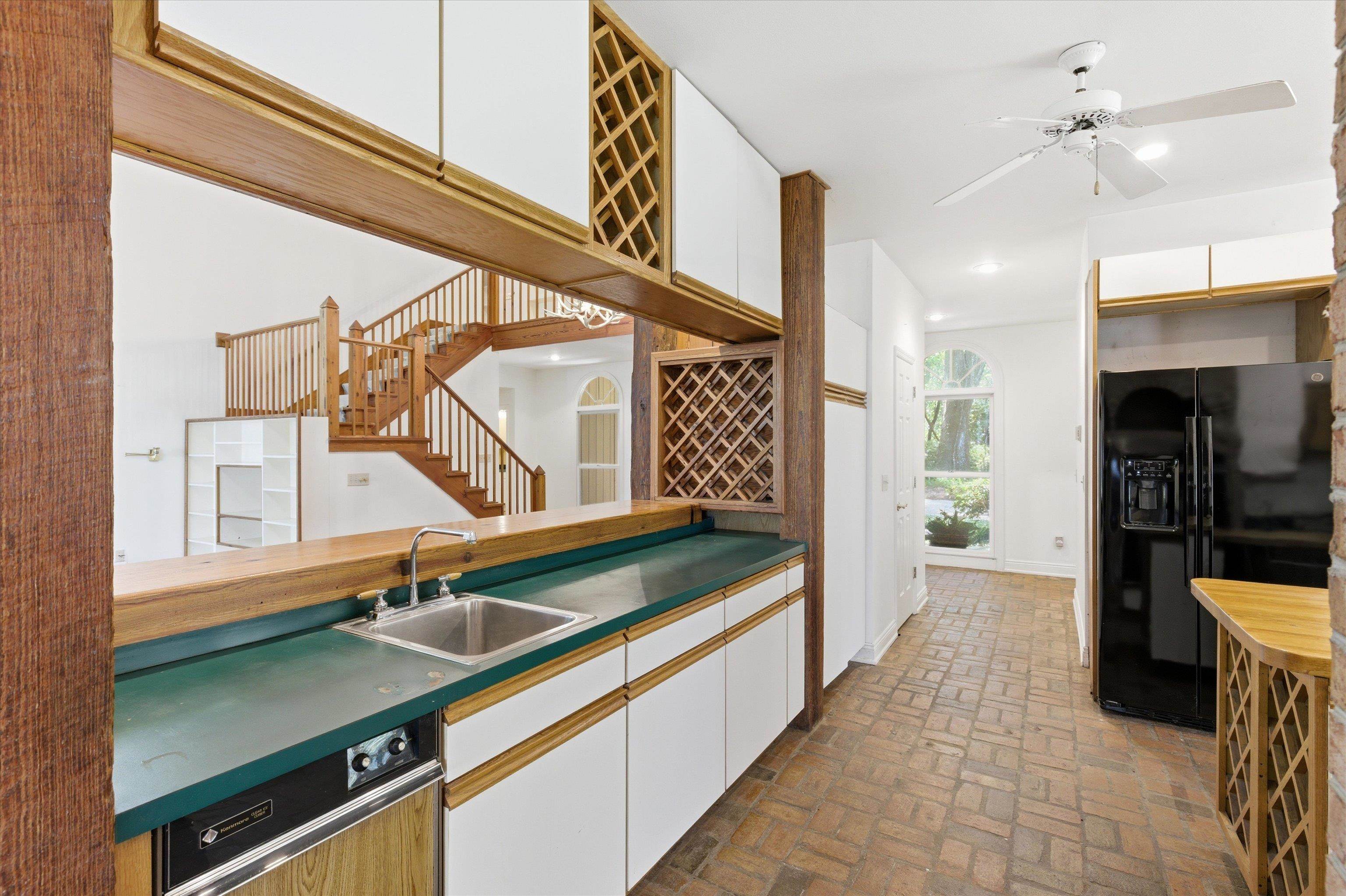 10945 Luna Point Road