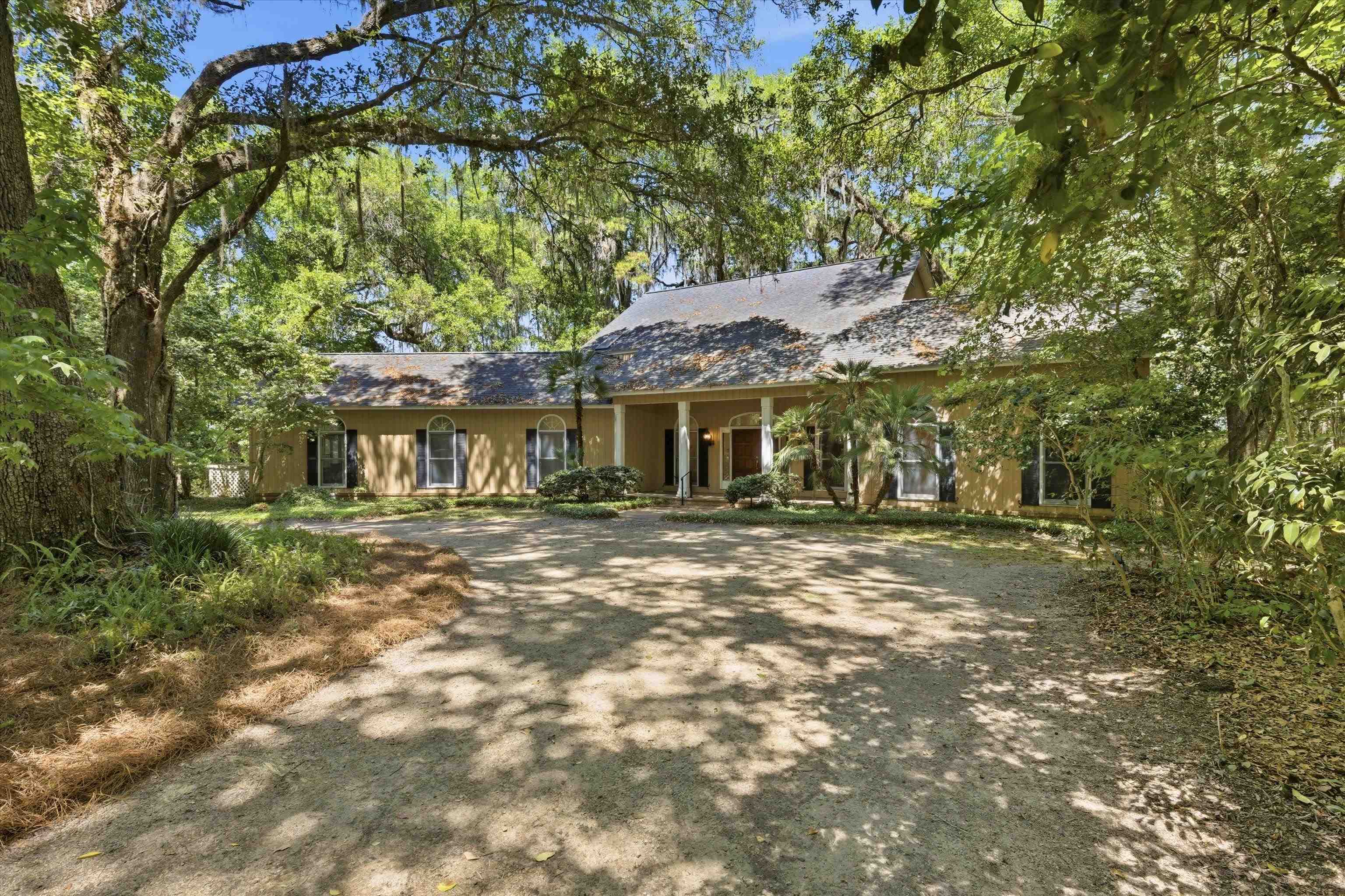 10945 Luna Point Road