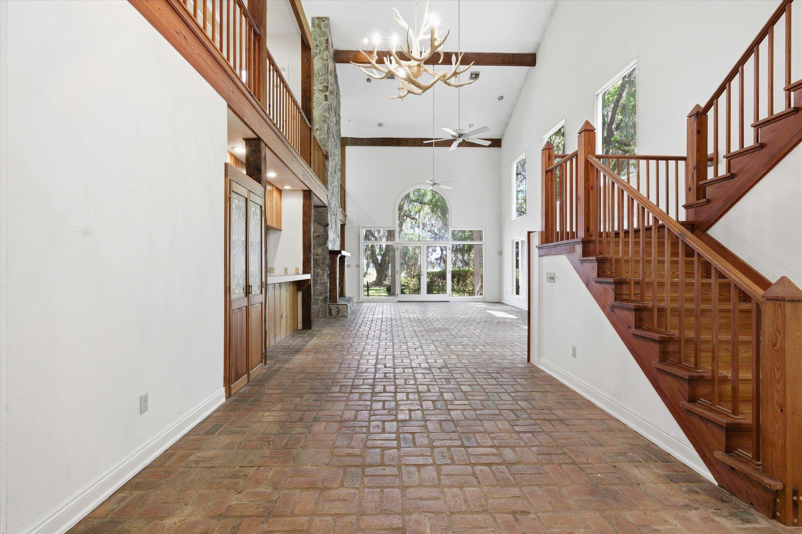 10945 Luna Point Road