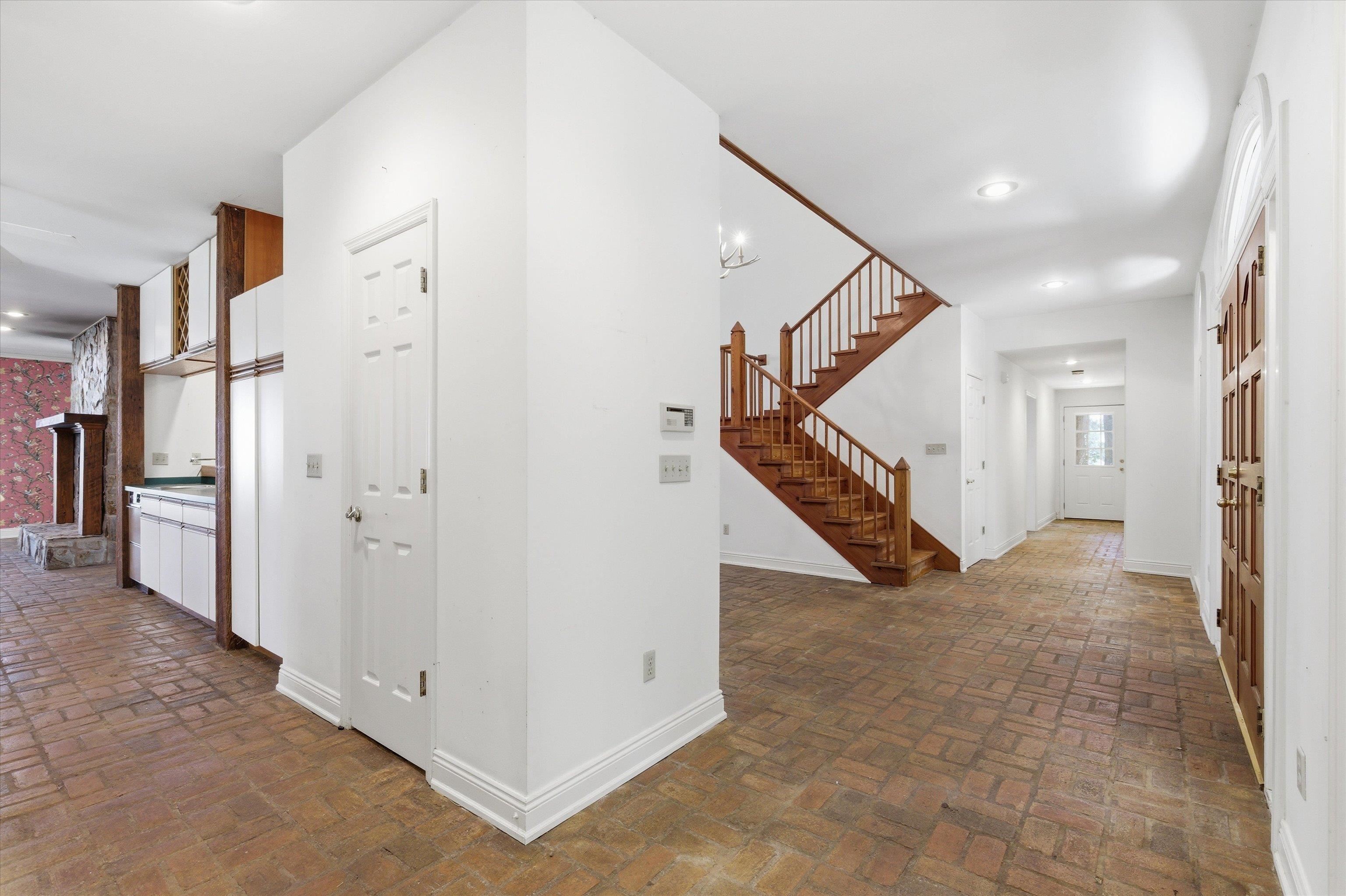 10945 Luna Point Road