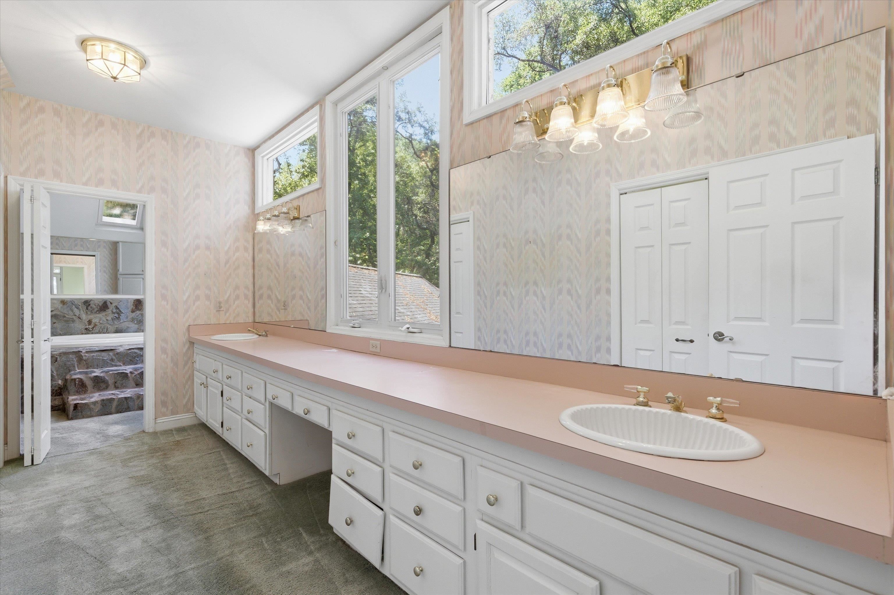 10945 Luna Point Road