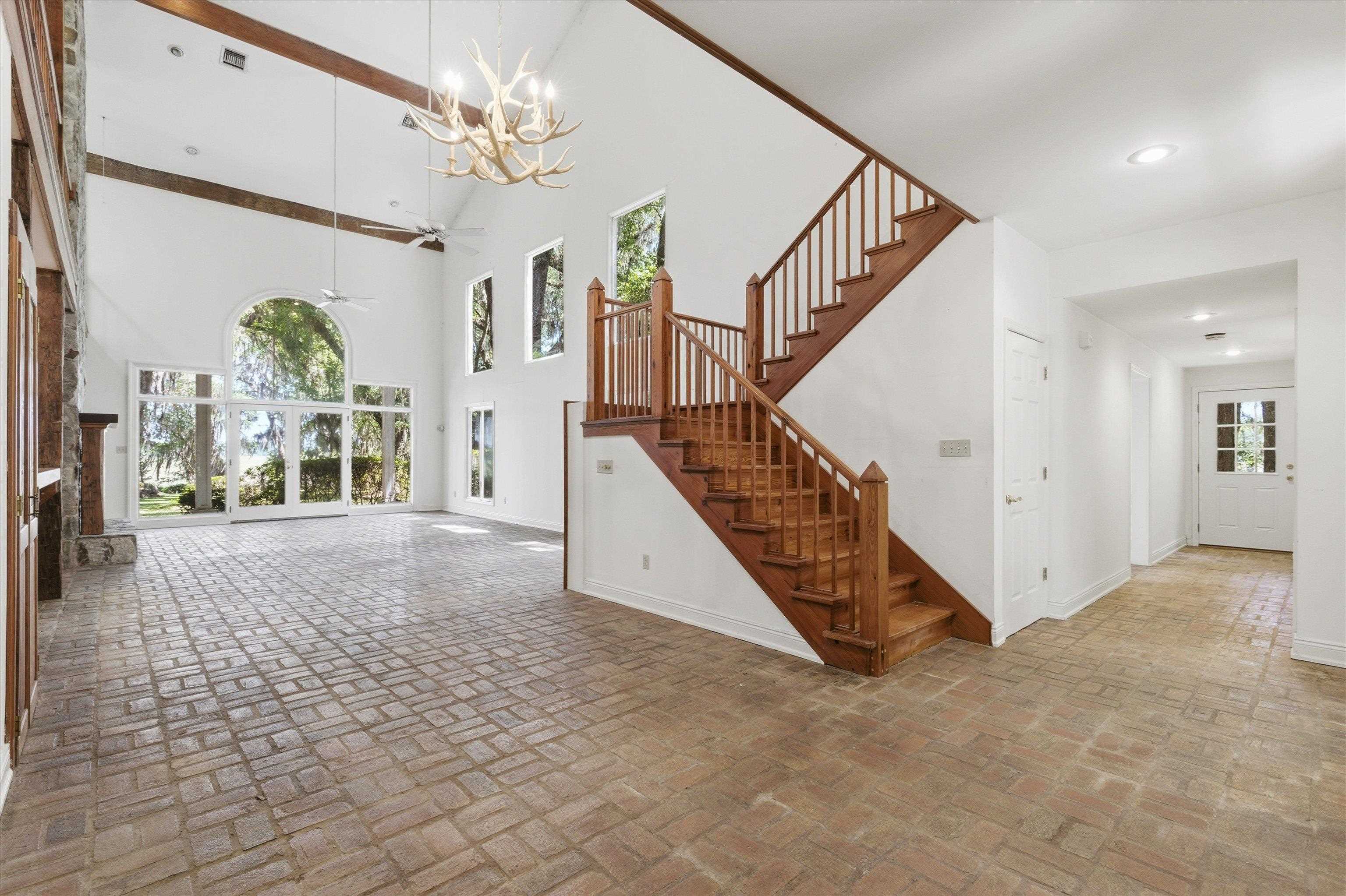 10945 Luna Point Road