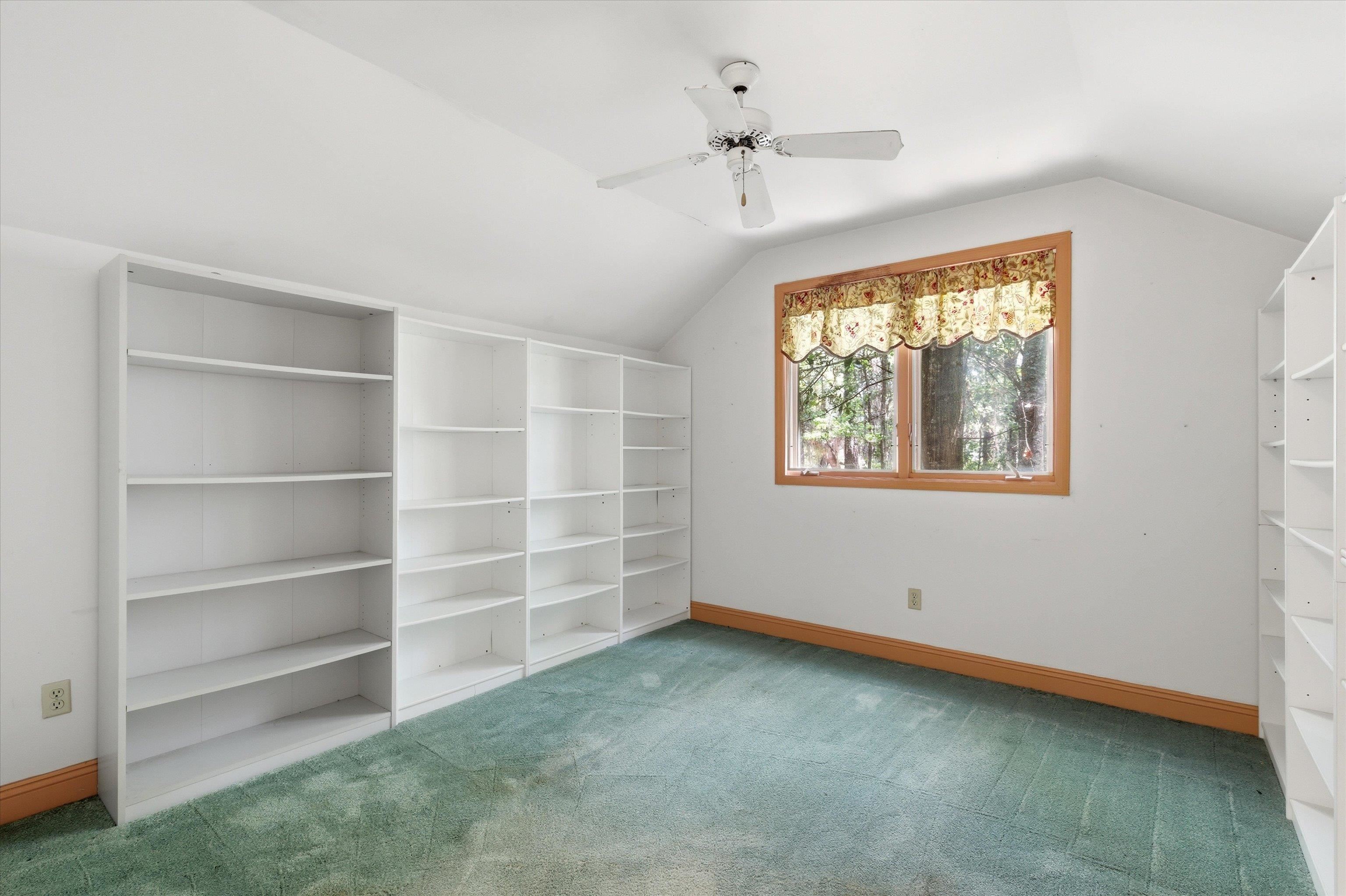 10945 Luna Point Road