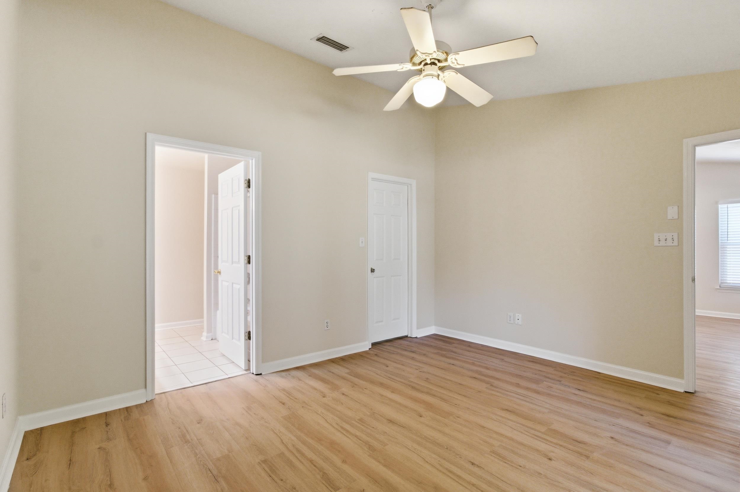1288 Mosswood Chase