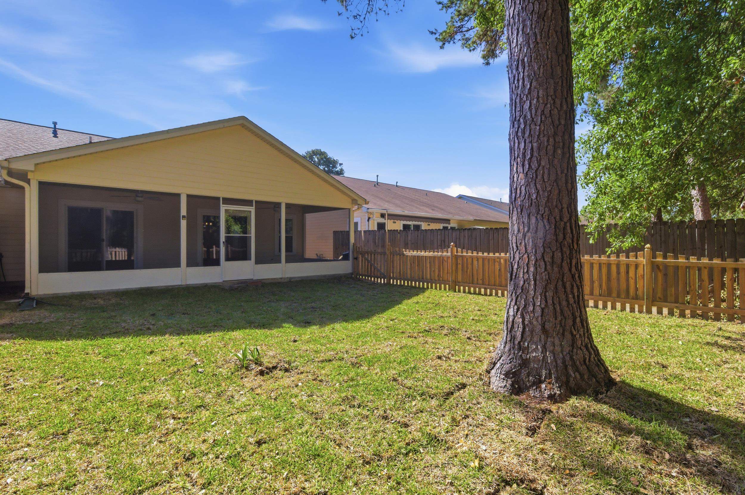 1288 Mosswood Chase