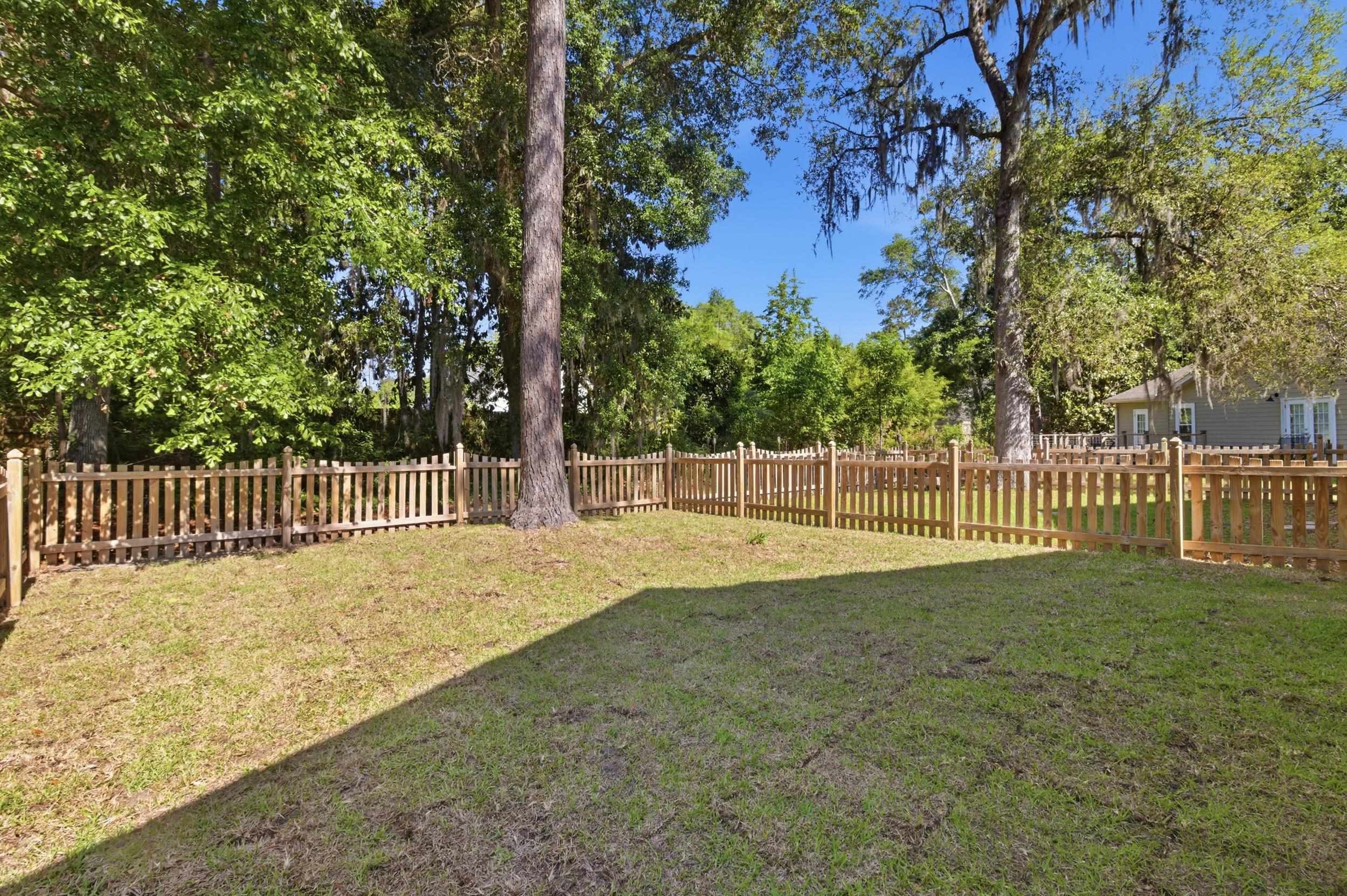 1288 Mosswood Chase
