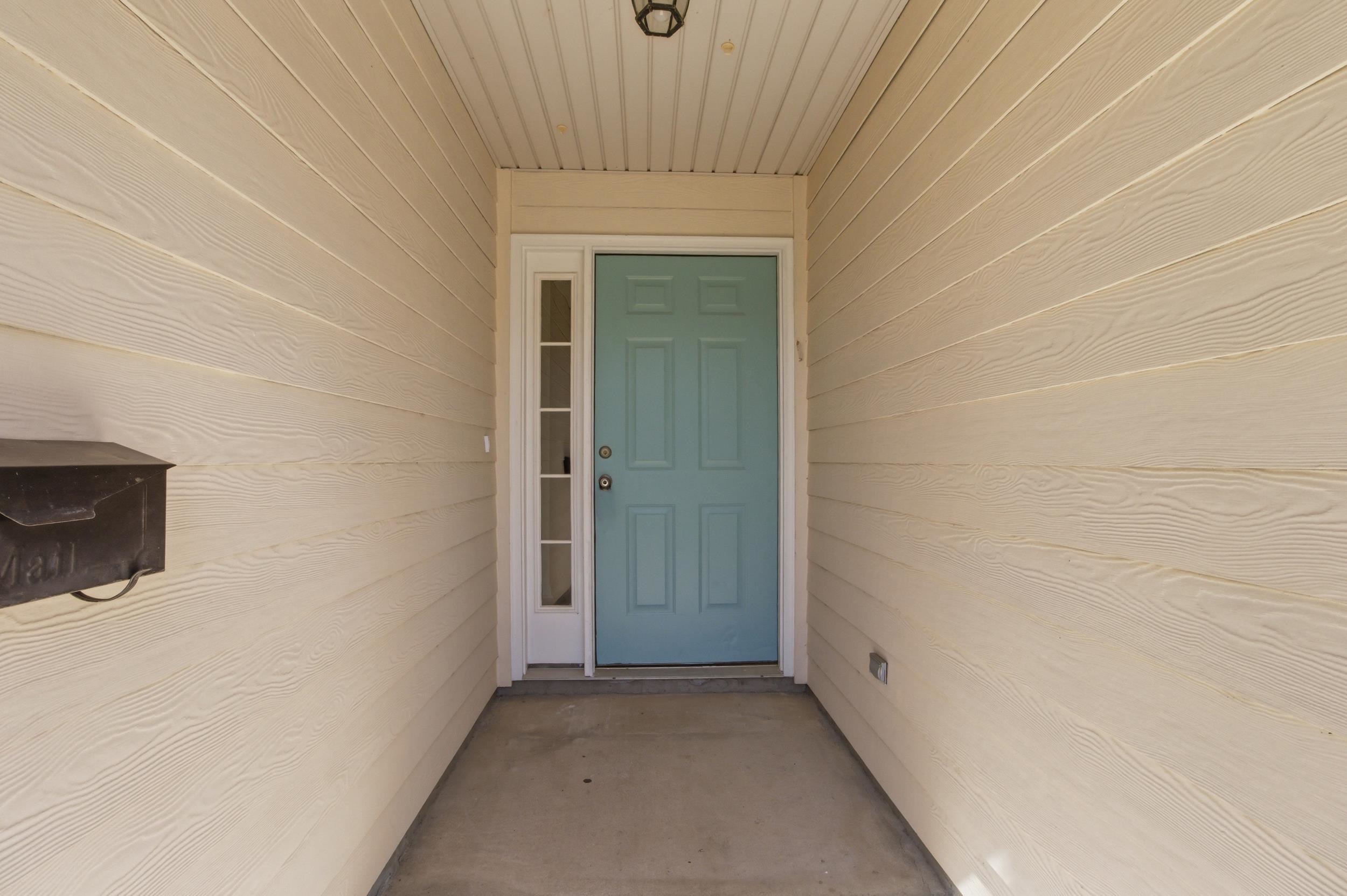 1288 Mosswood Chase
