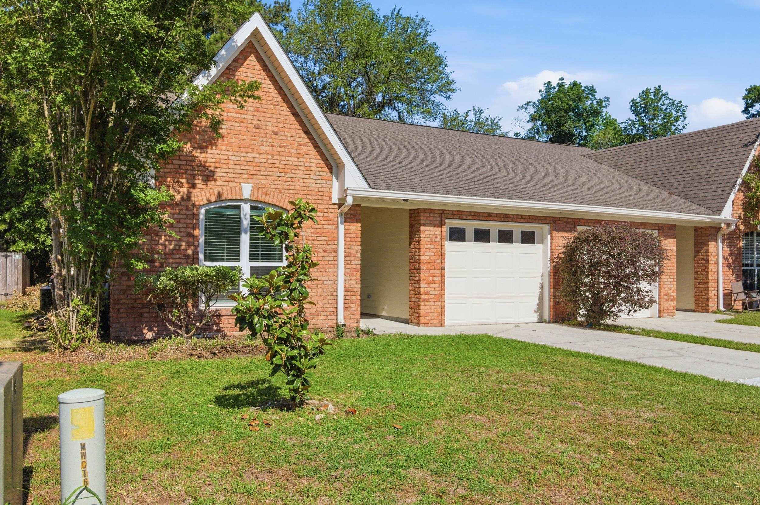 1288 Mosswood Chase