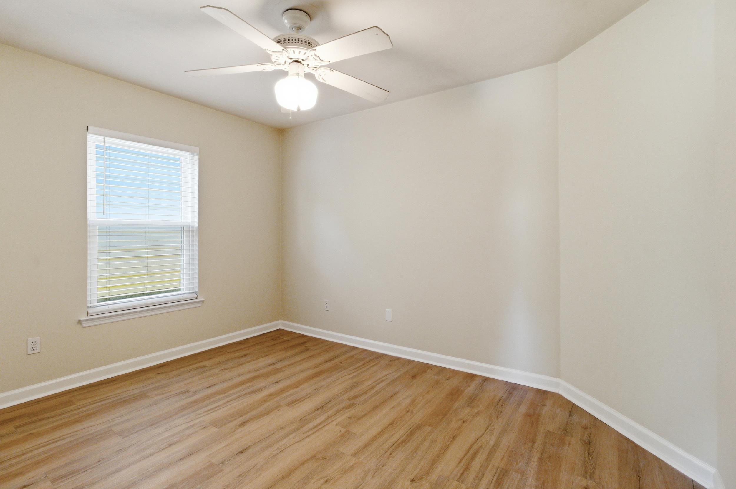 1288 Mosswood Chase