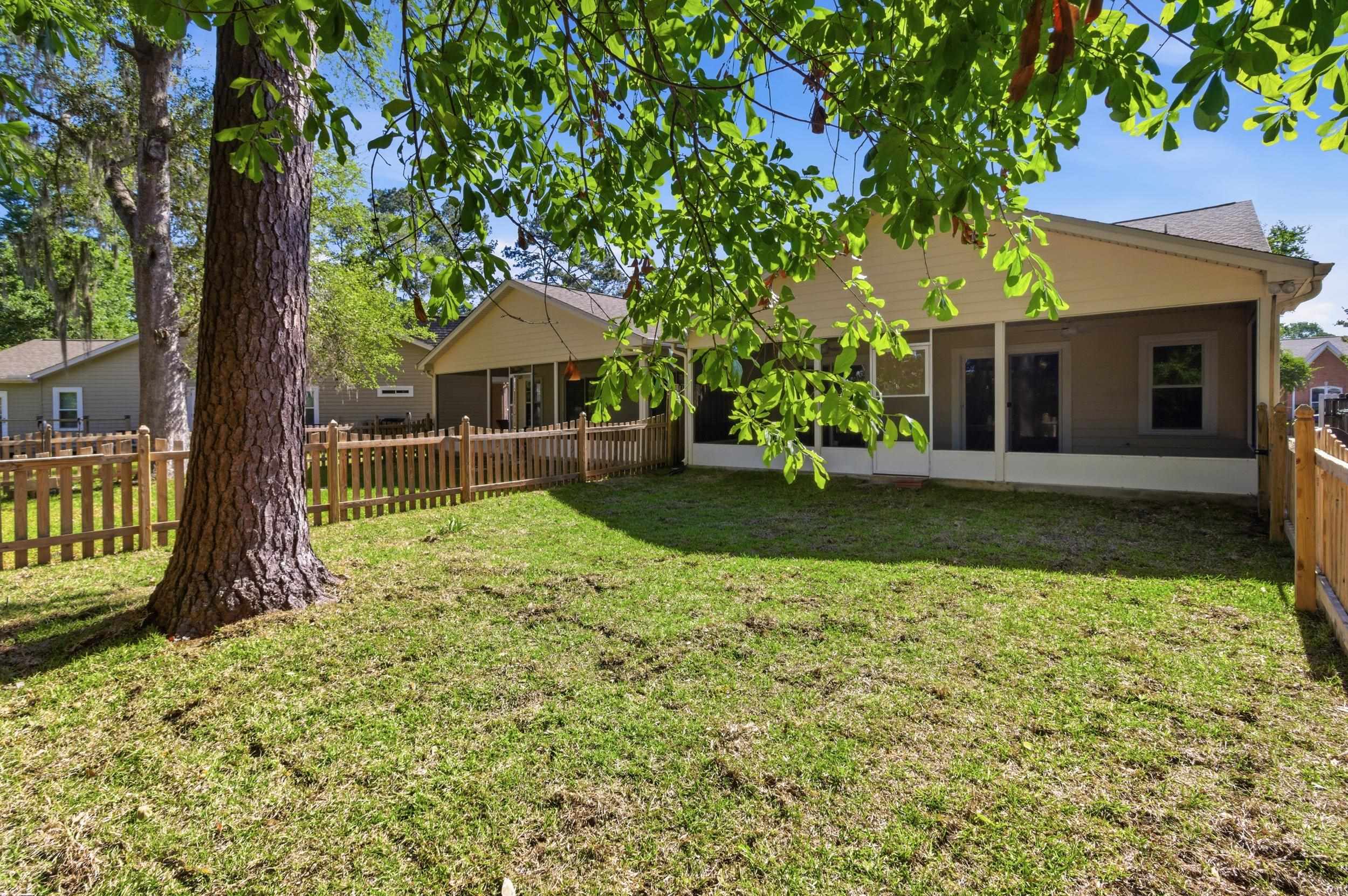 1288 Mosswood Chase
