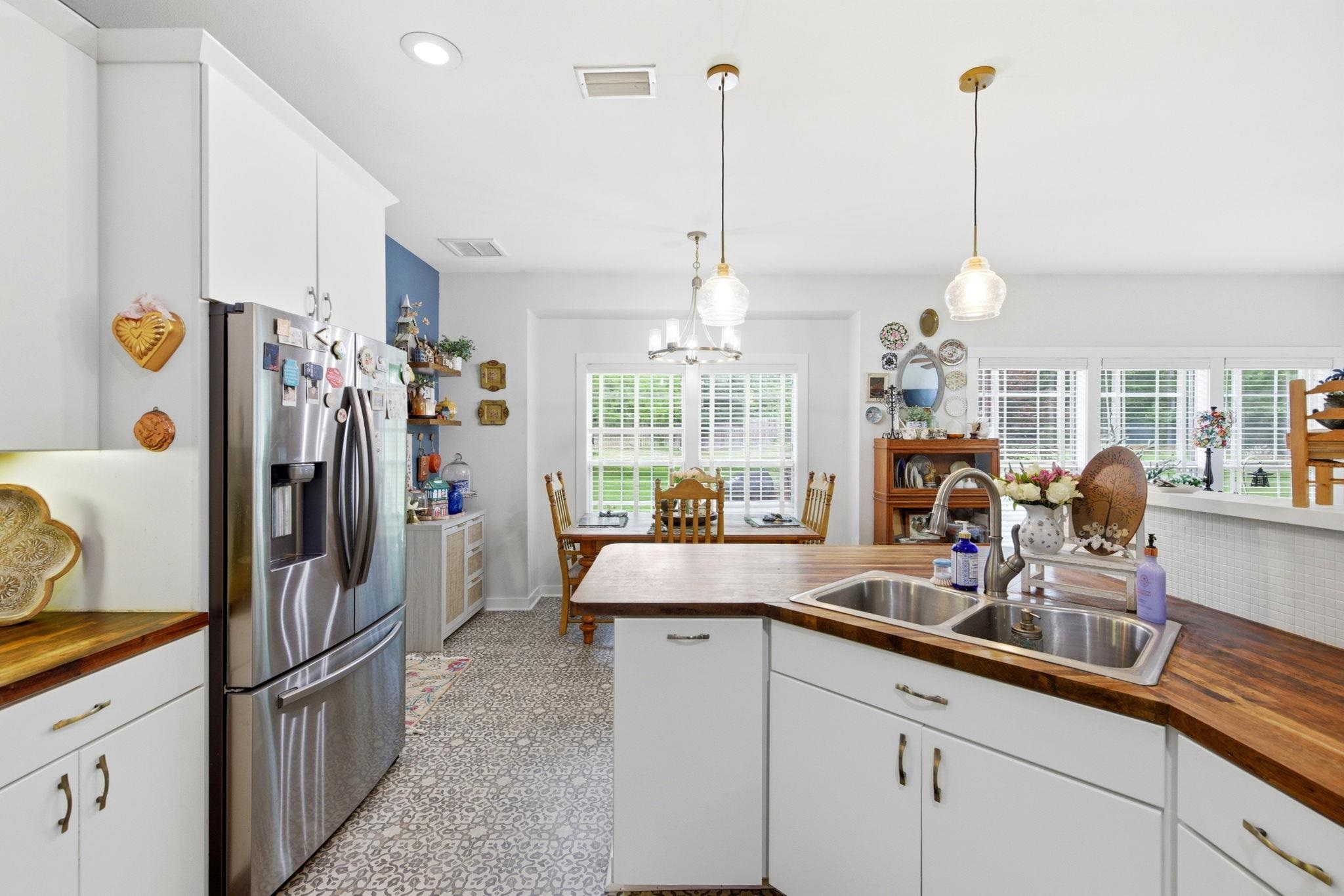 6104 Graypell Trail