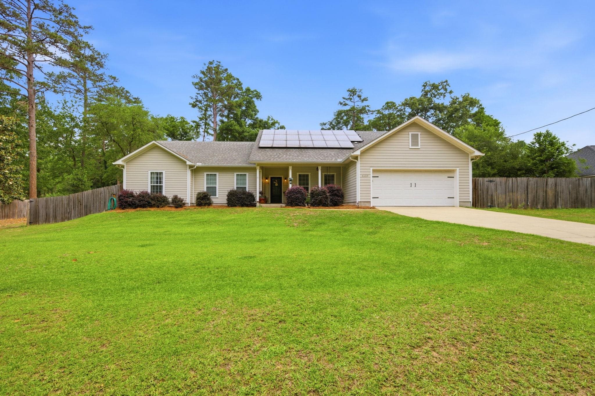6104 Graypell Trail