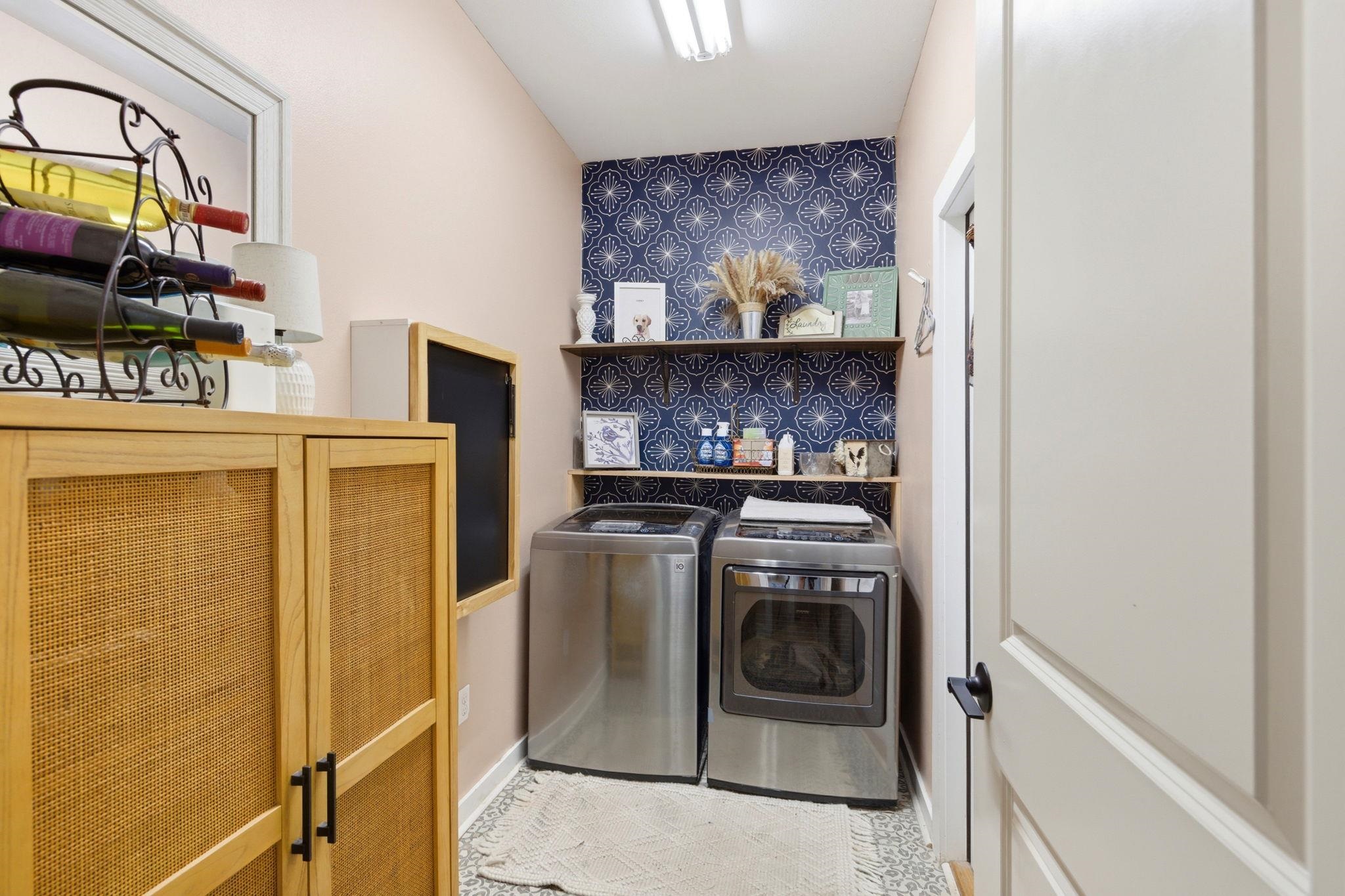 6104 Graypell Trail