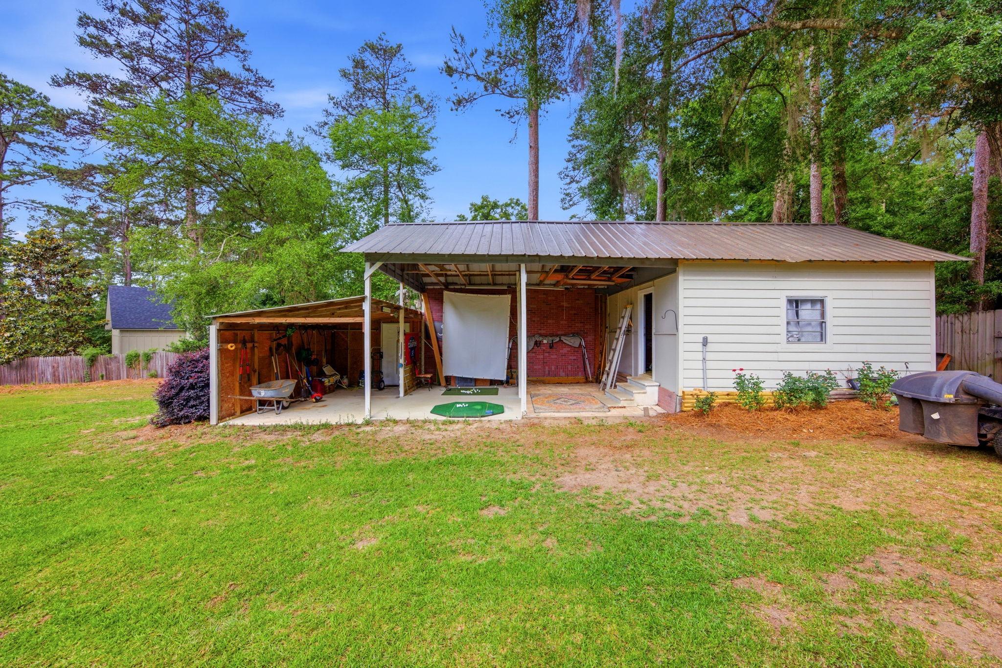 6104 Graypell Trail