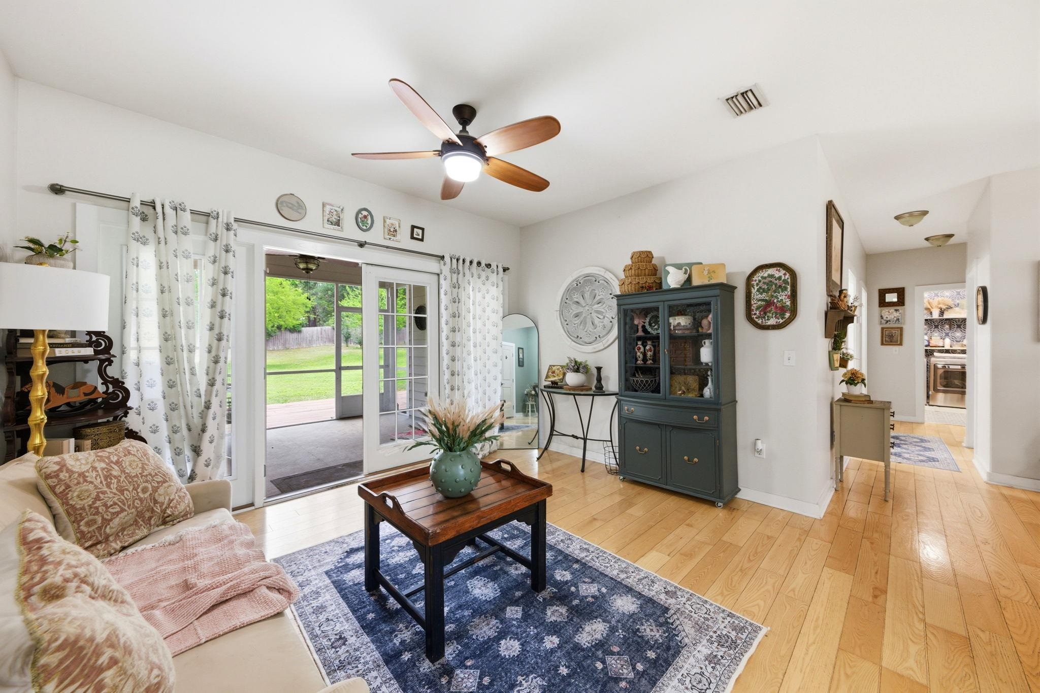 6104 Graypell Trail