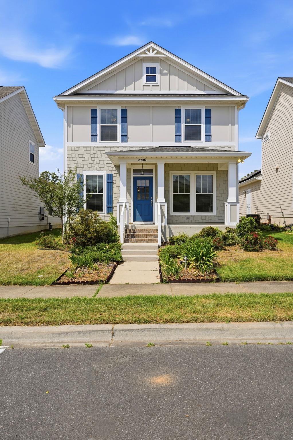 2906 FONTANA Street