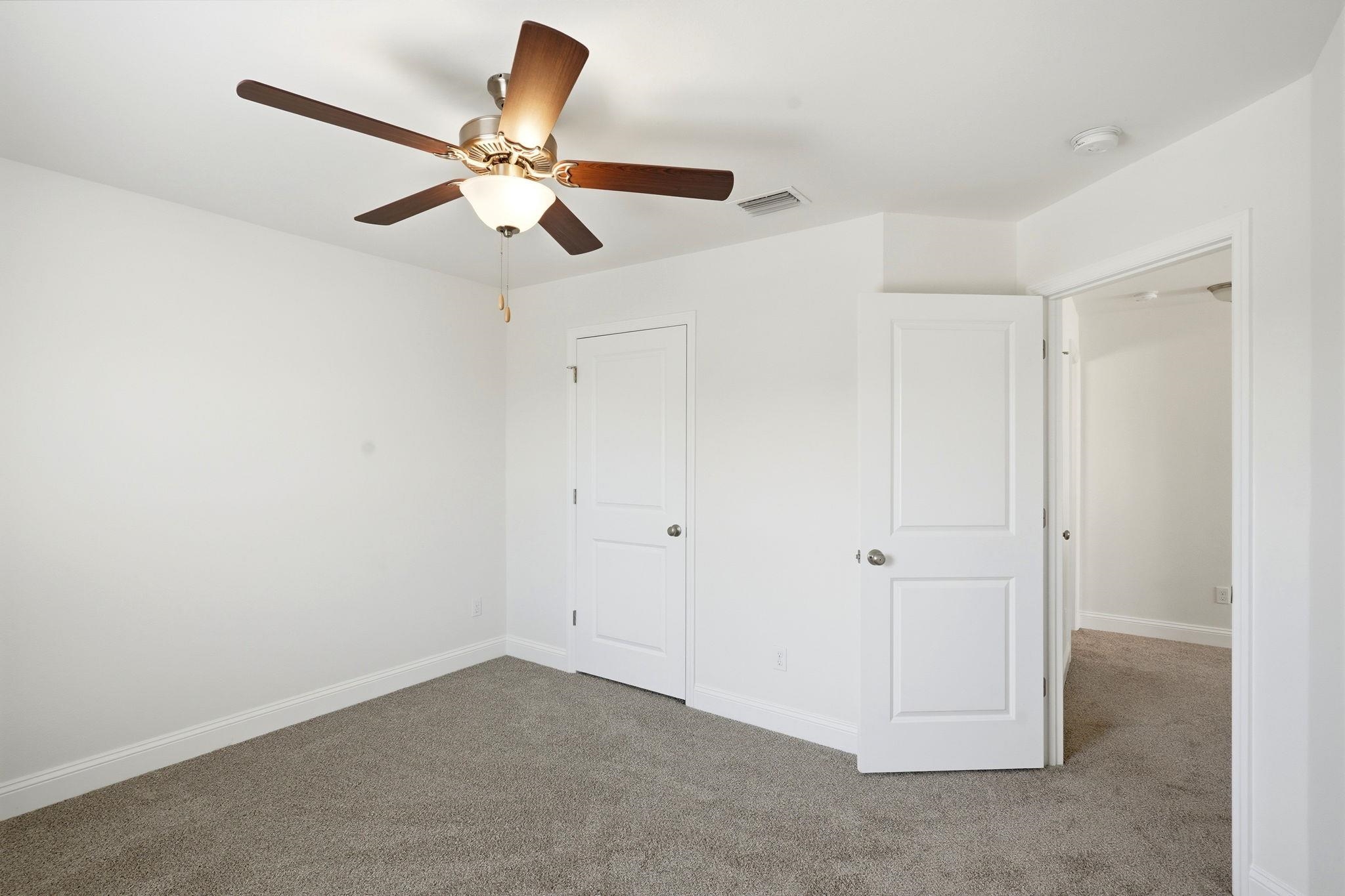 2906 FONTANA Street