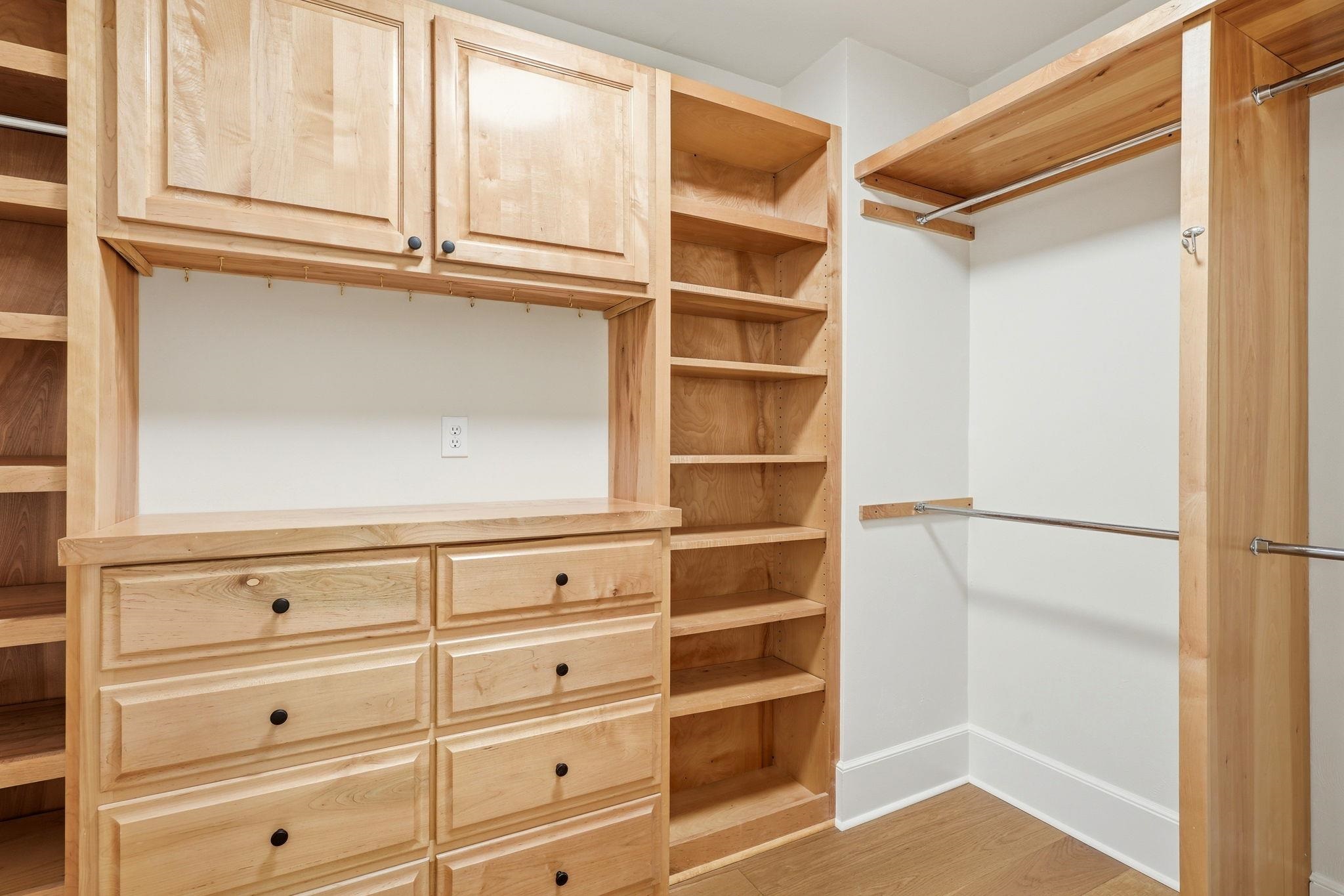 278 E Rosehill Drive