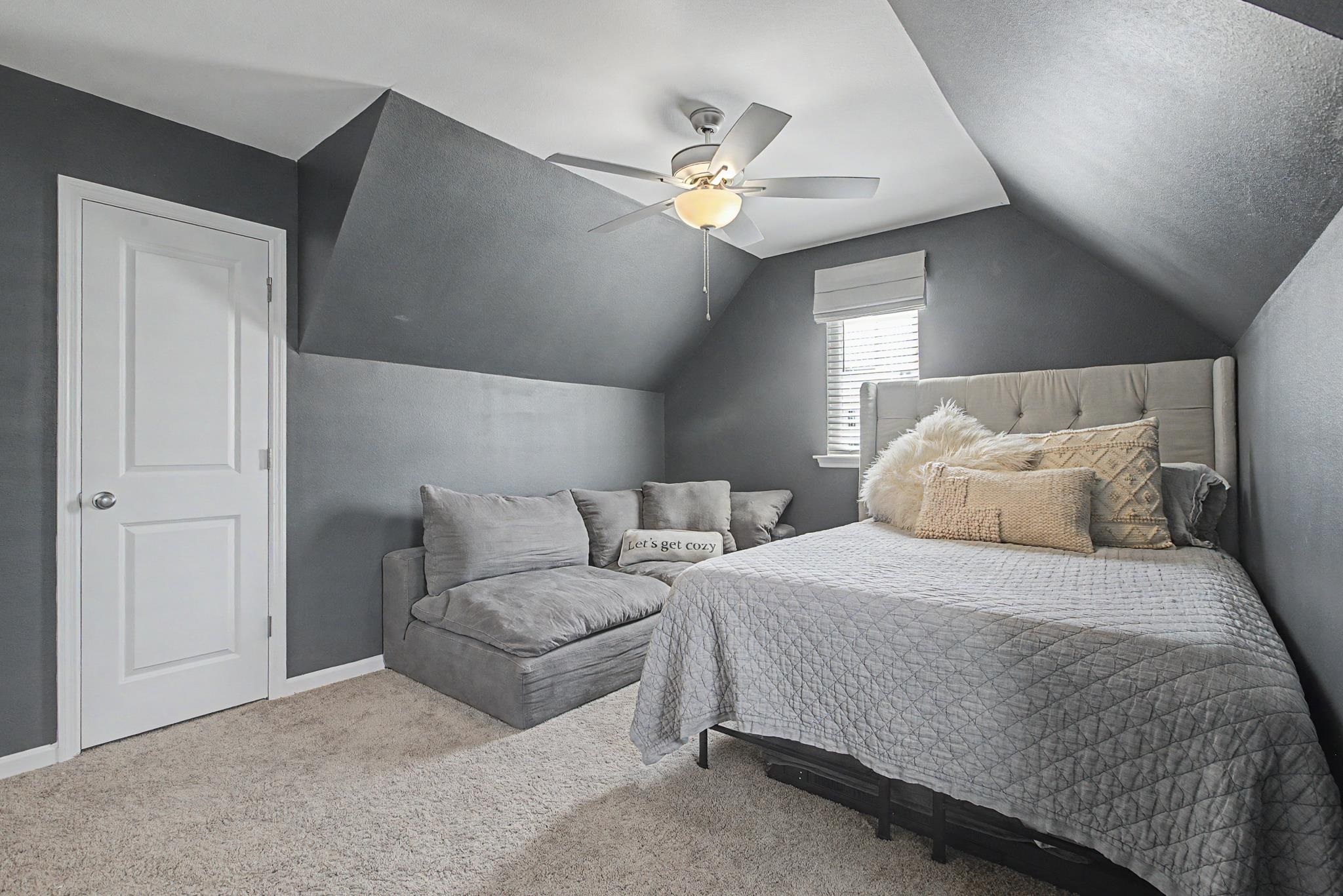 3724 Meadow Vista Lane