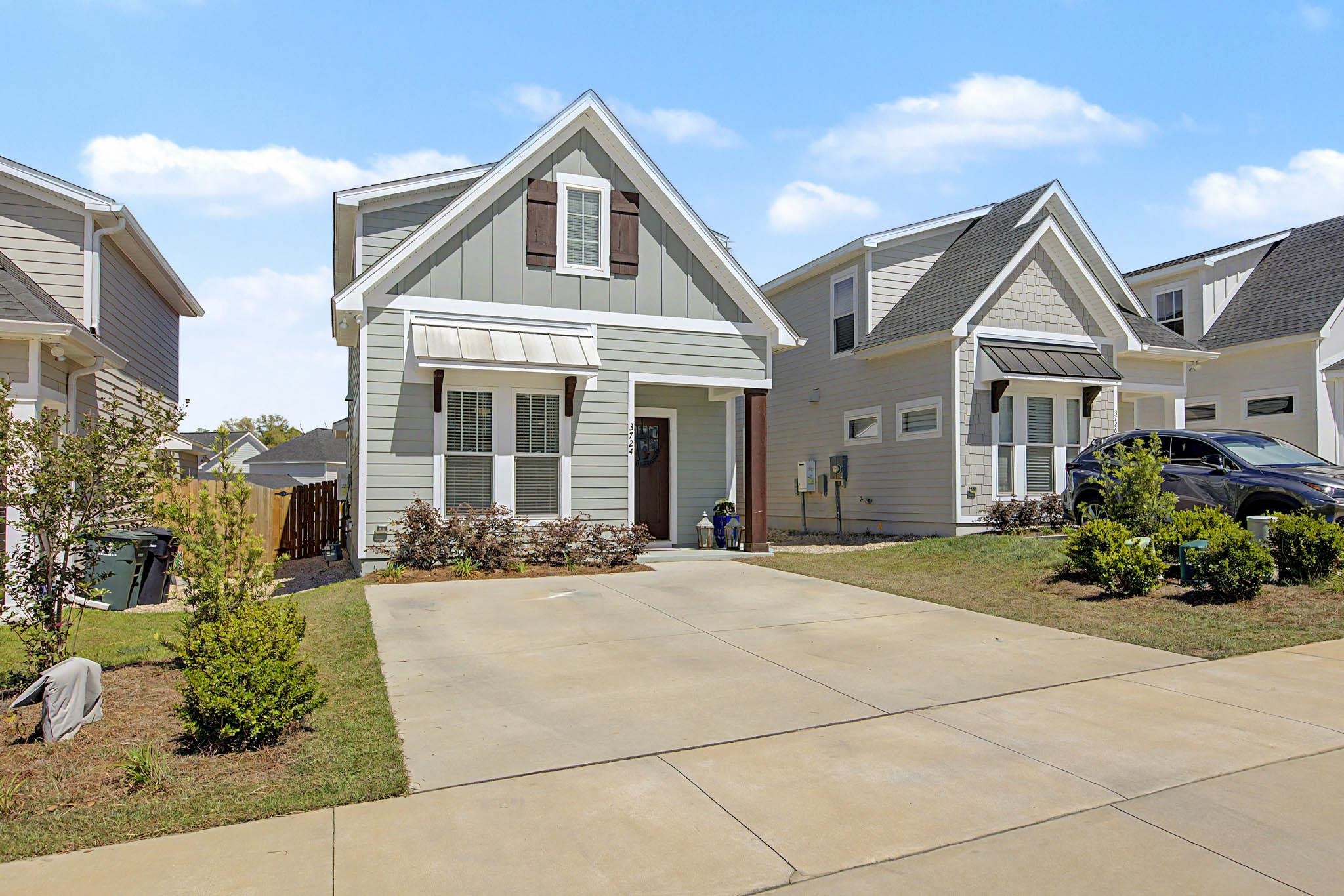 3724 Meadow Vista Lane