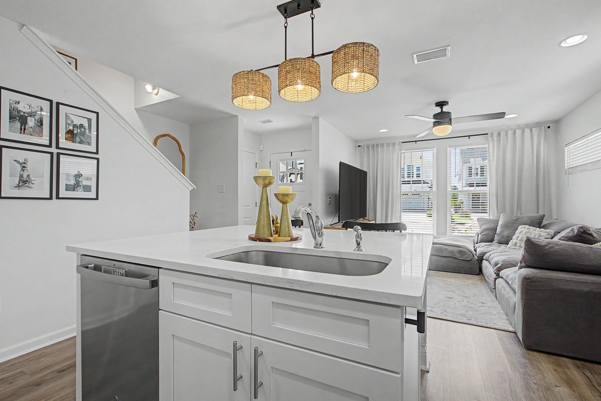 3724 Meadow Vista Lane