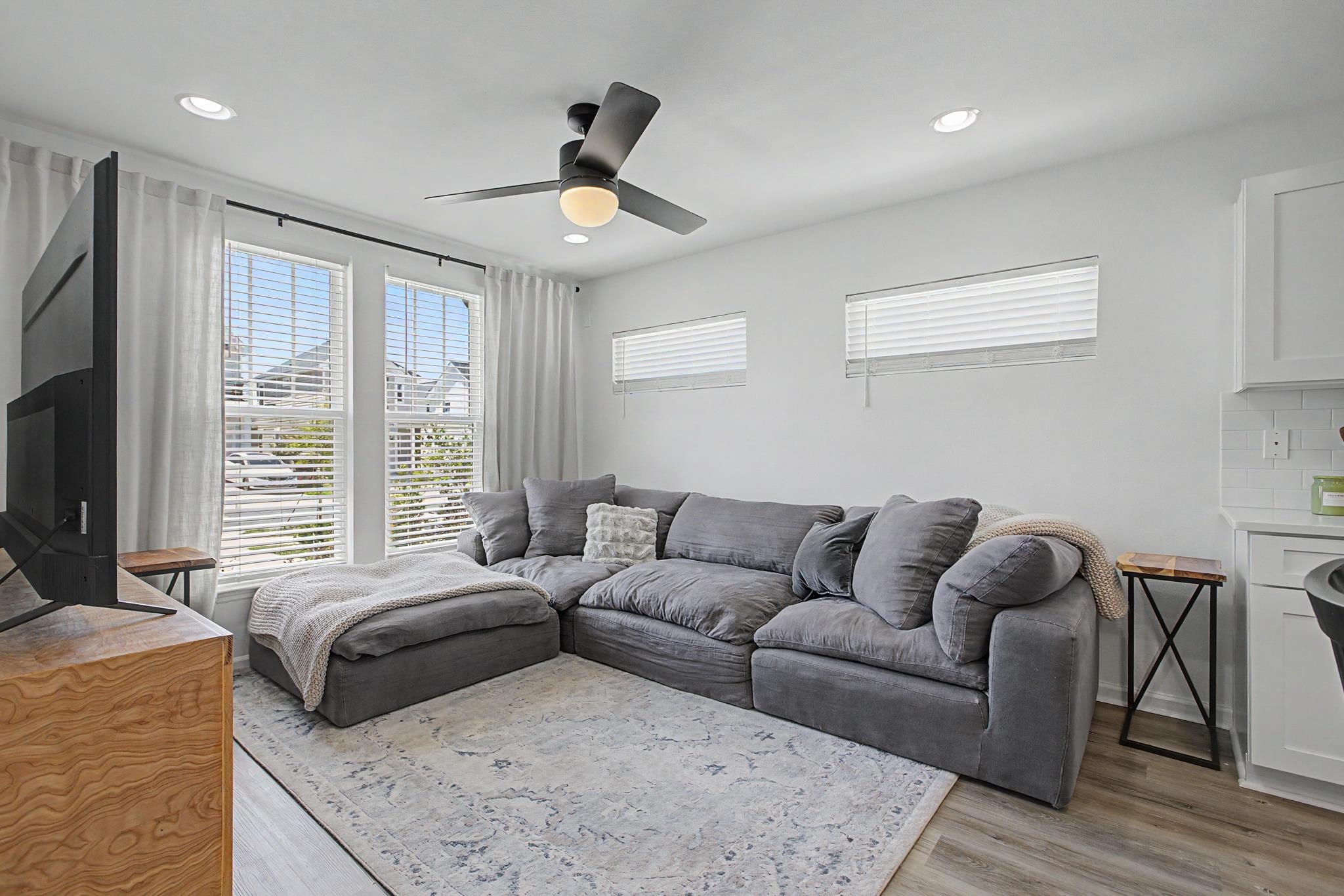 3724 Meadow Vista Lane