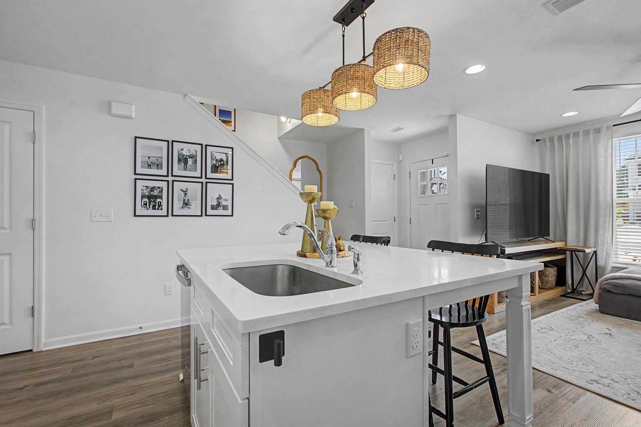 3724 Meadow Vista Lane