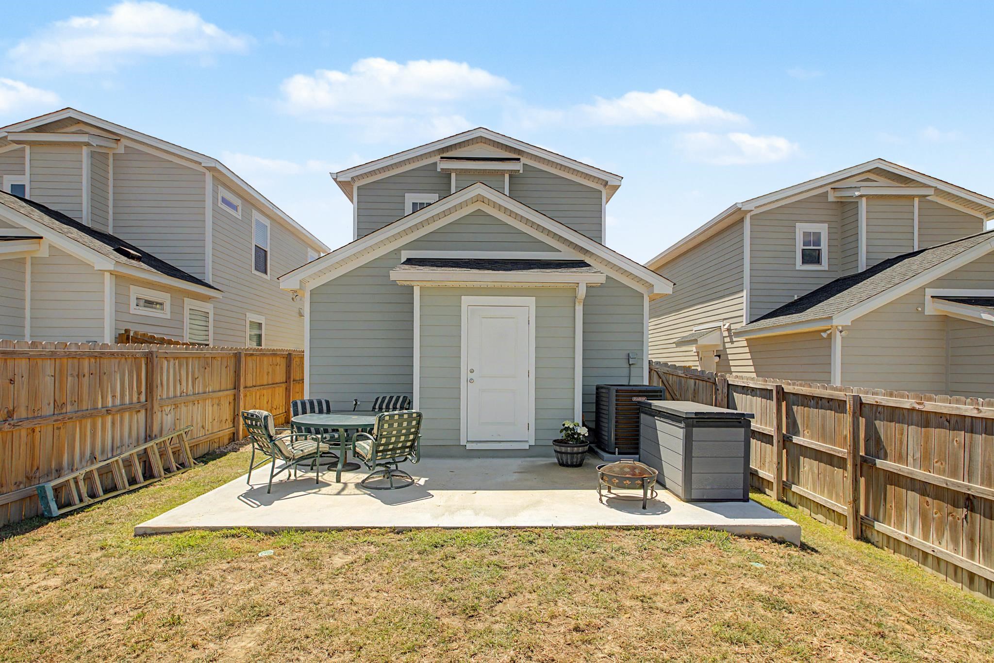 3724 Meadow Vista Lane