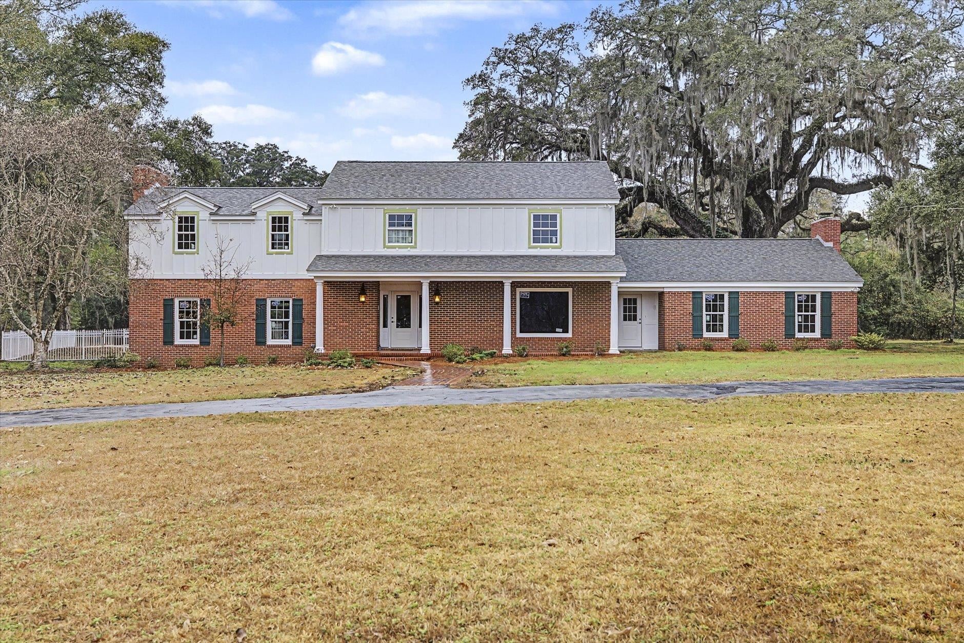 2414 Arendell Way