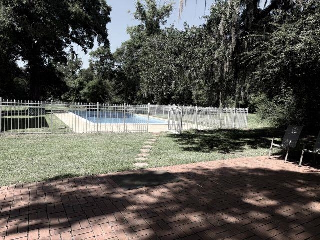 2414 Arendell Way